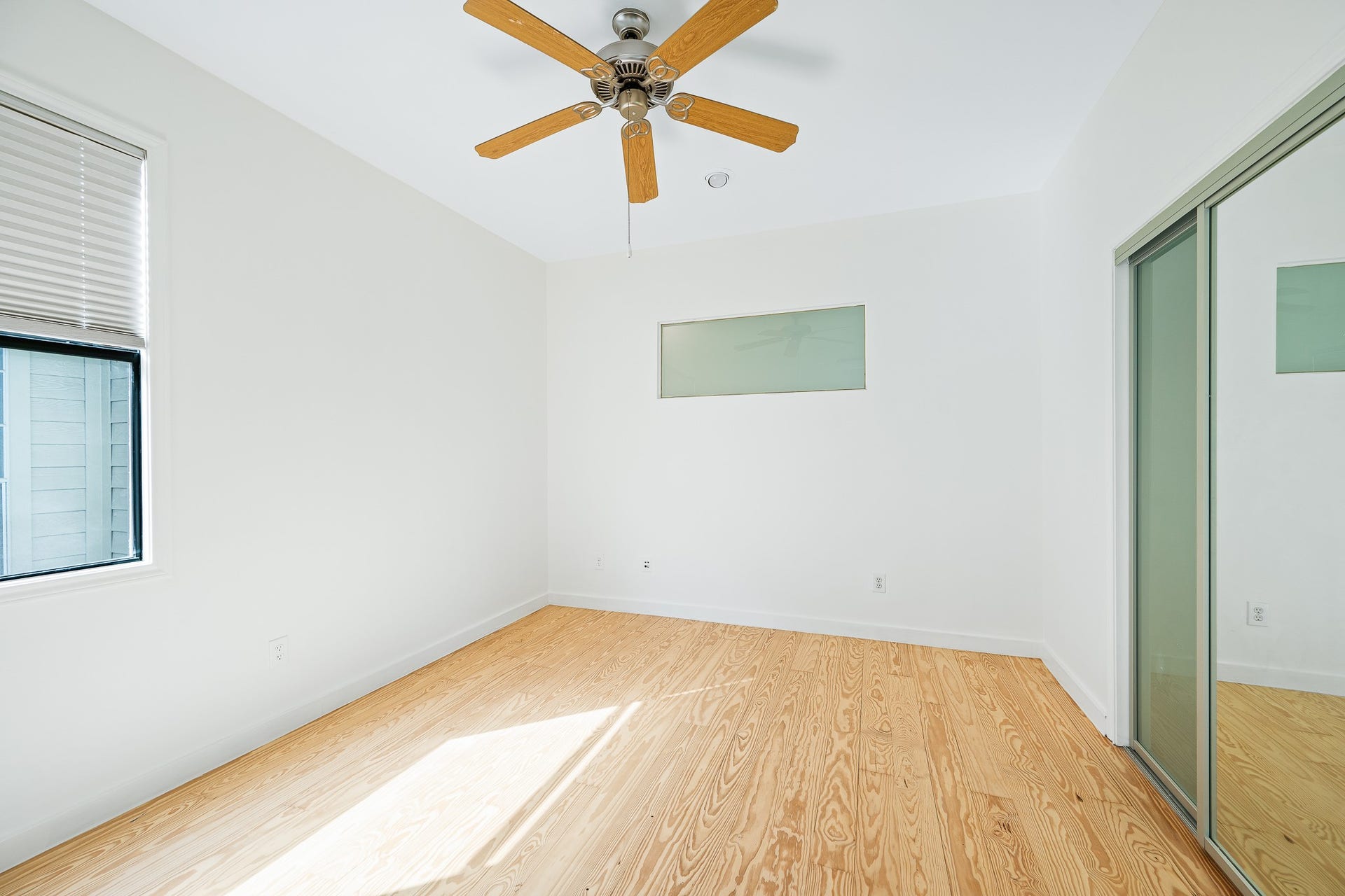 235 Malone Street, Houston, TX 77007 235 Malone Street, Houston, TX 77007