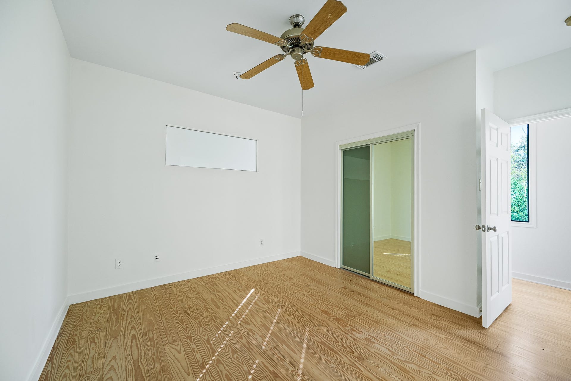 235 Malone Street, Houston, TX 77007 235 Malone Street, Houston, TX 77007