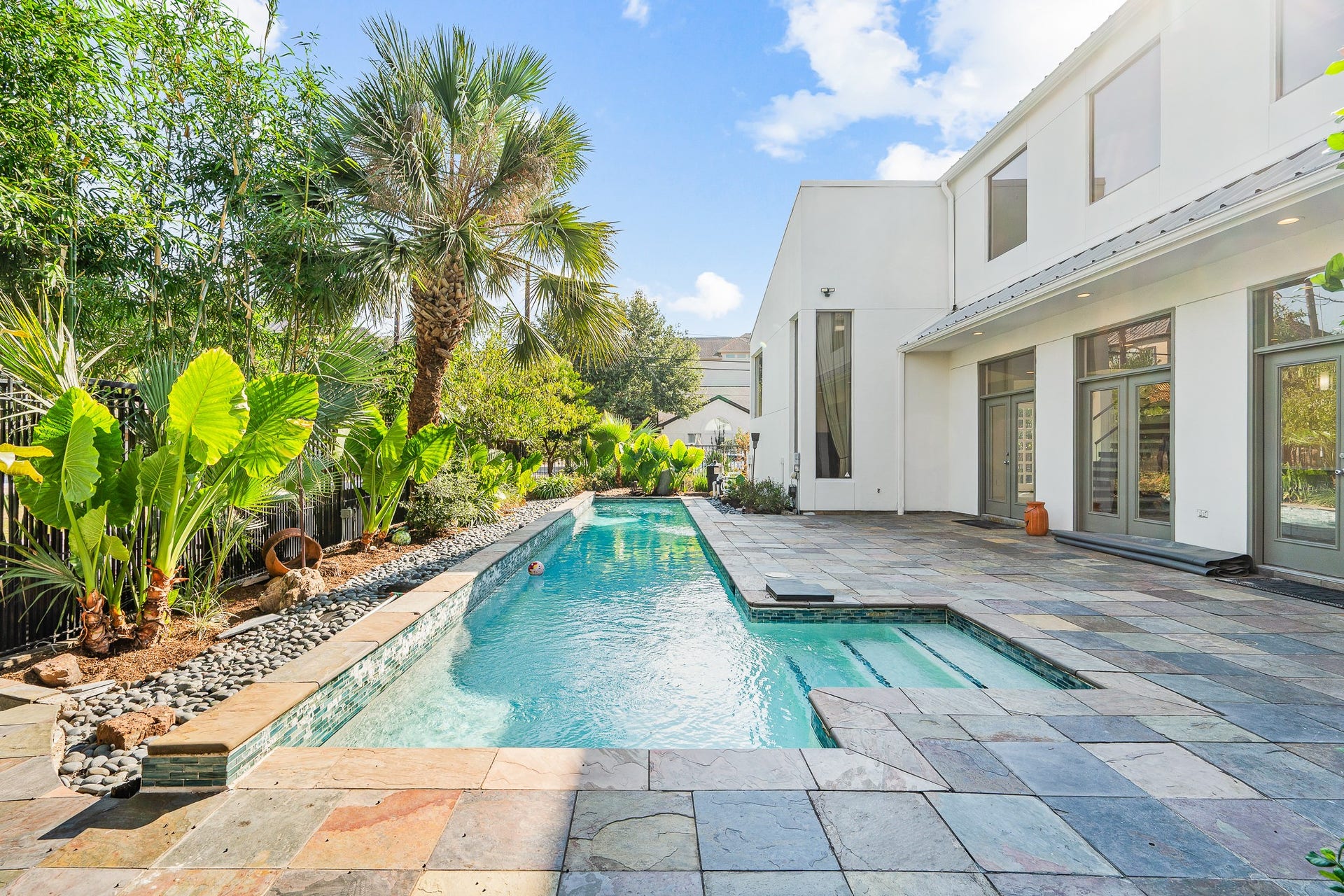 235 Malone Street, Houston, TX 77007 235 Malone Street, Houston, TX 77007