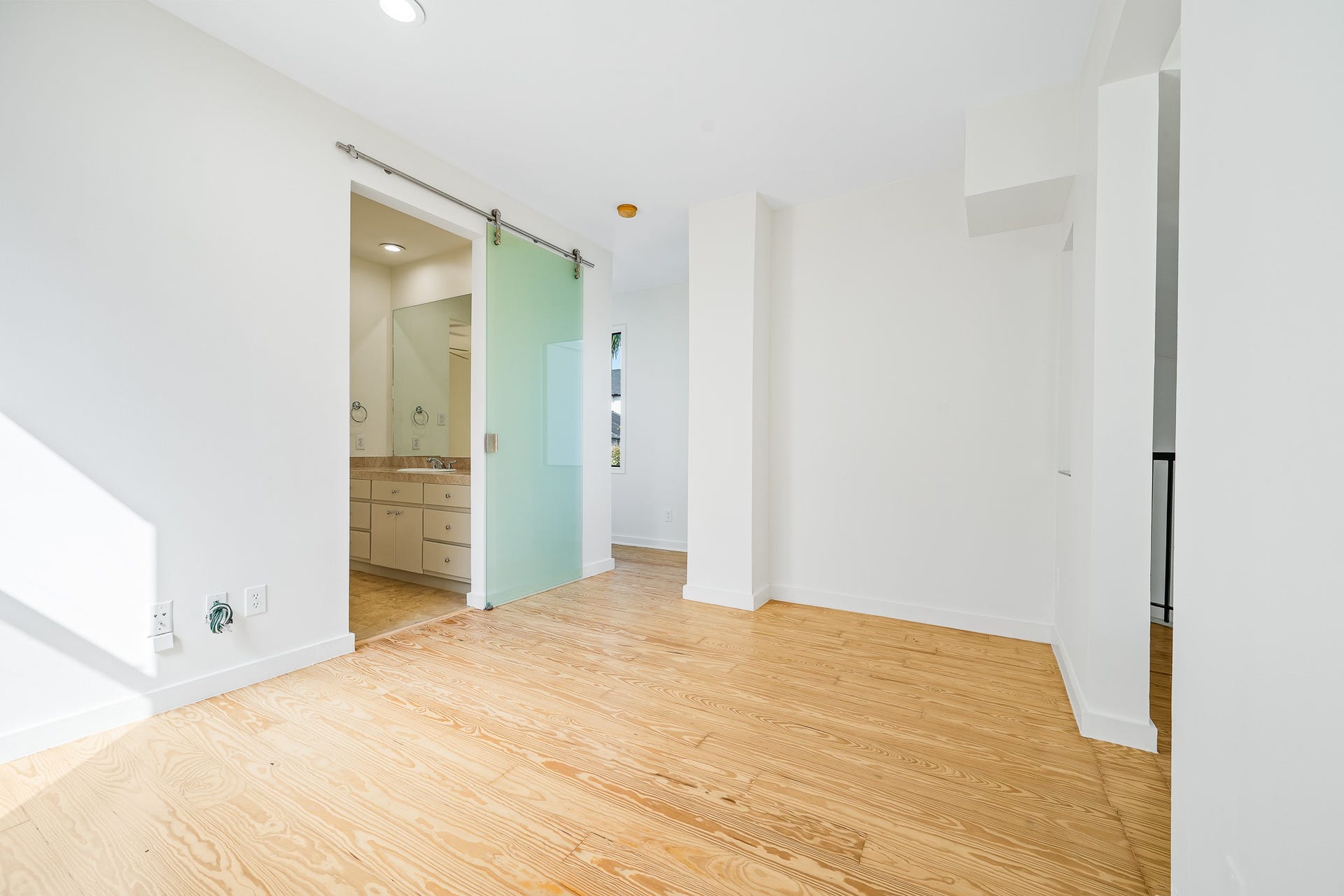 235 Malone Street, Houston, TX 77007 235 Malone Street, Houston, TX 77007