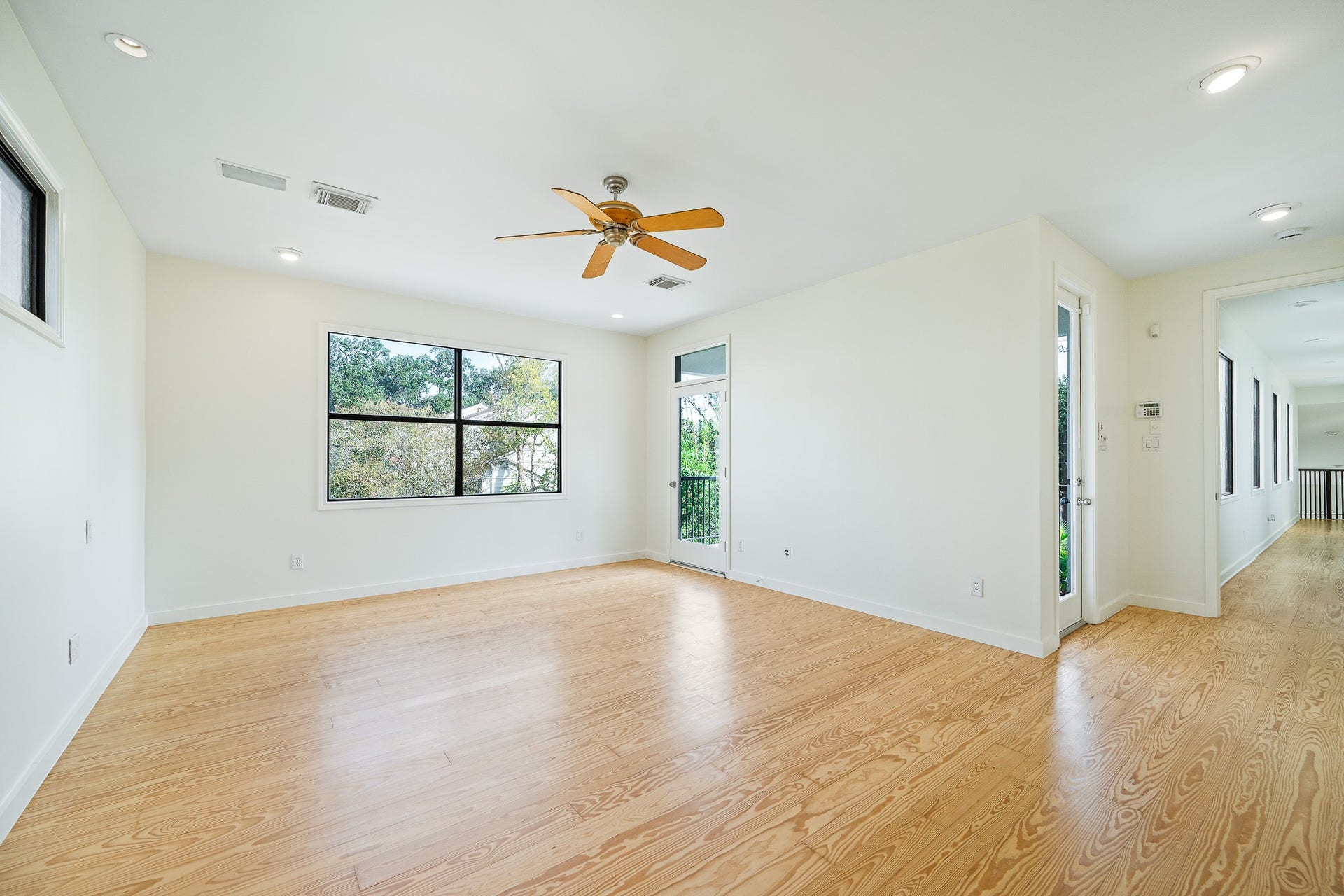 235 Malone Street, Houston, TX 77007 235 Malone Street, Houston, TX 77007