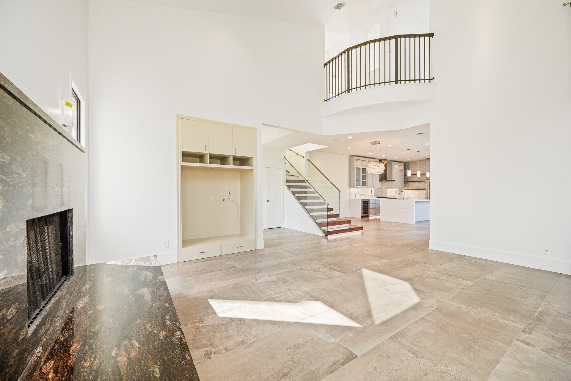 235 Malone Street, Houston, TX 77007 235 Malone Street, Houston, TX 77007