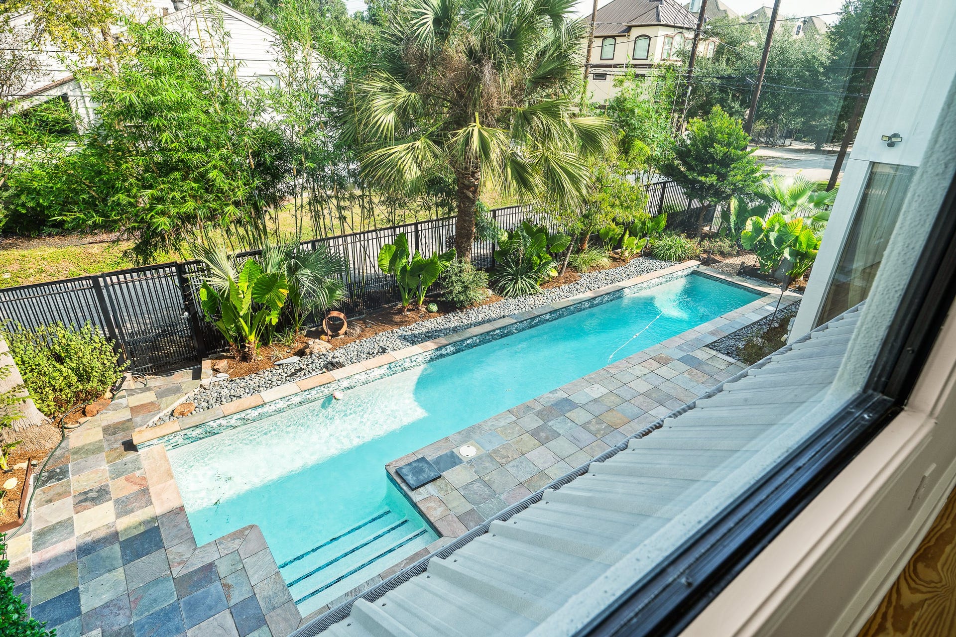 235 Malone Street, Houston, TX 77007 235 Malone Street, Houston, TX 77007