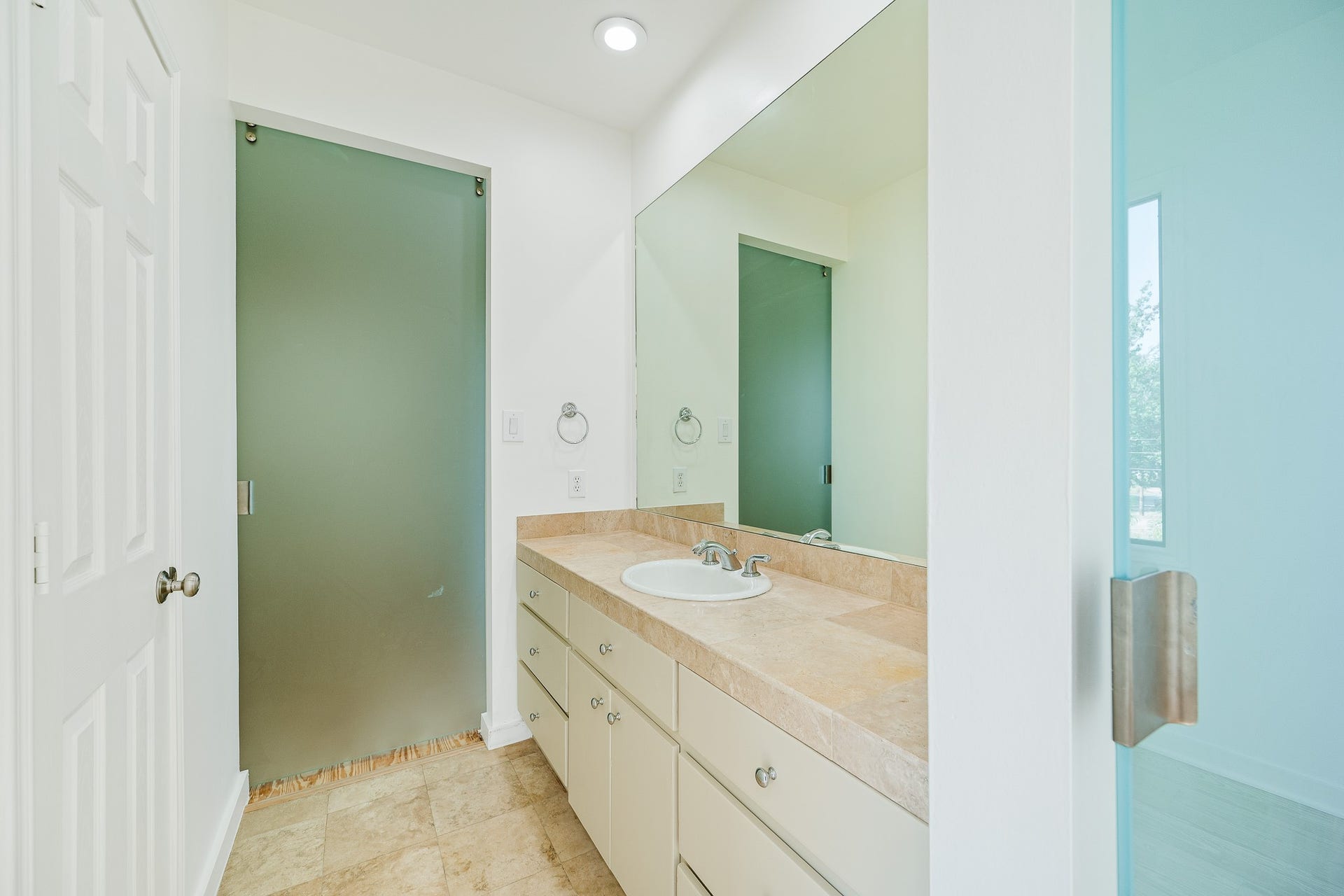 235 Malone Street, Houston, TX 77007 235 Malone Street, Houston, TX 77007