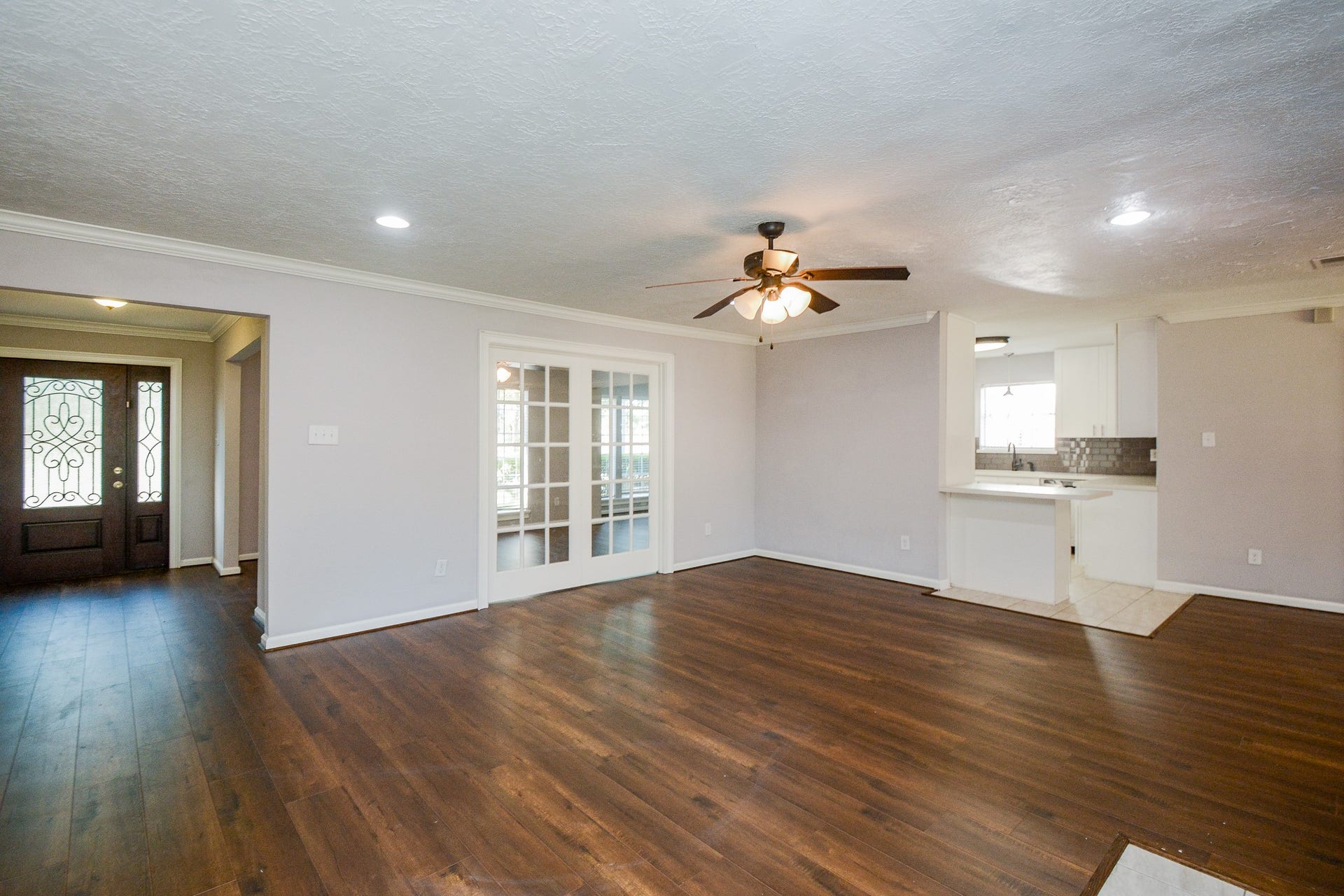 11610 Cypresswood Drive, Houston, TX 77070 11610 Cypresswood Drive, Houston, TX 77070