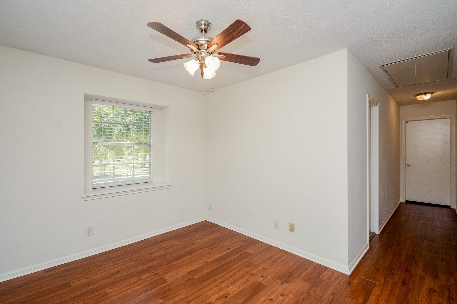 11610 Cypresswood Drive, Houston, TX 77070 11610 Cypresswood Drive, Houston, TX 77070