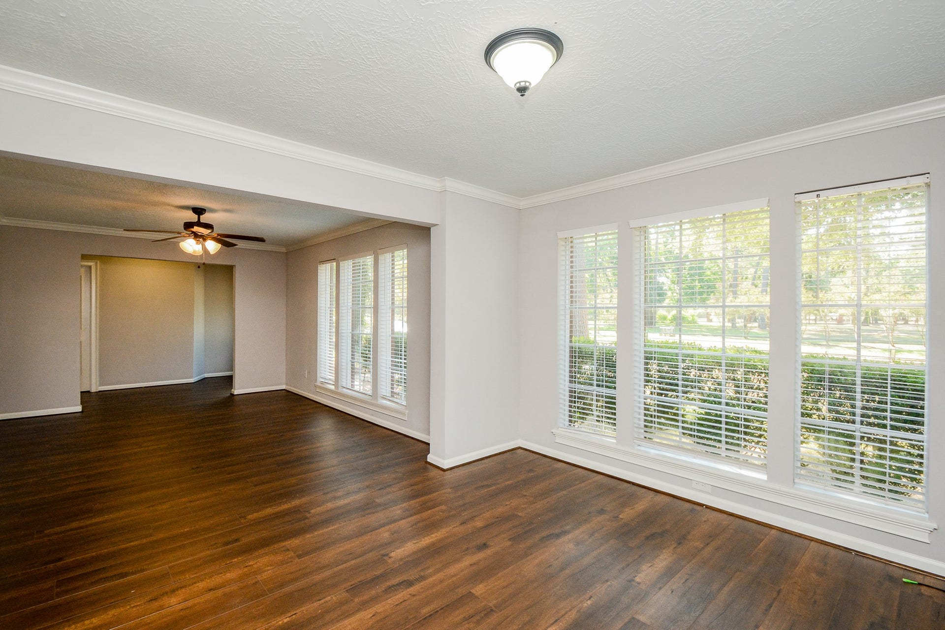 11610 Cypresswood Drive, Houston, TX 77070 11610 Cypresswood Drive, Houston, TX 77070