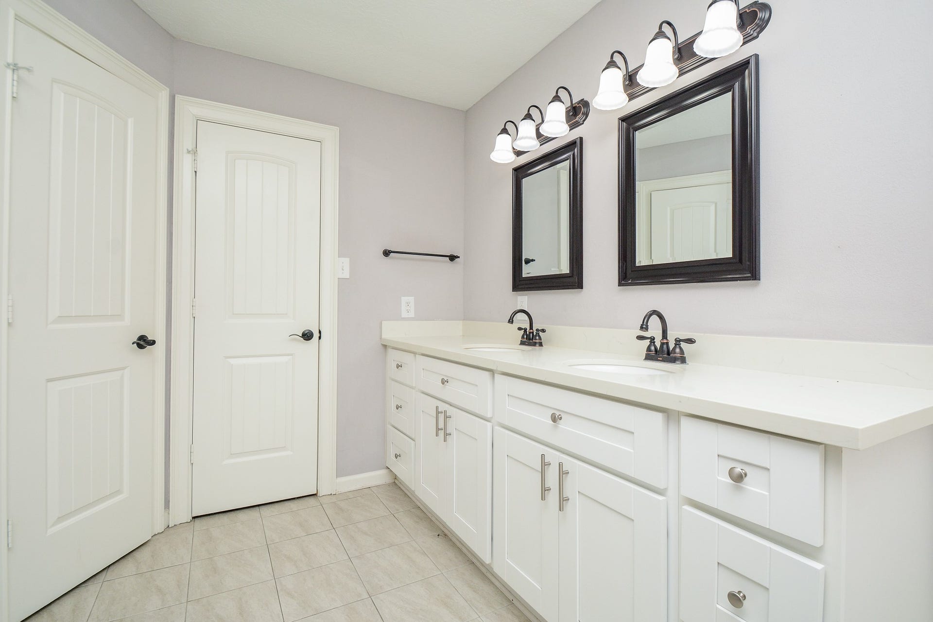 11610 Cypresswood Drive, Houston, TX 77070 11610 Cypresswood Drive, Houston, TX 77070
