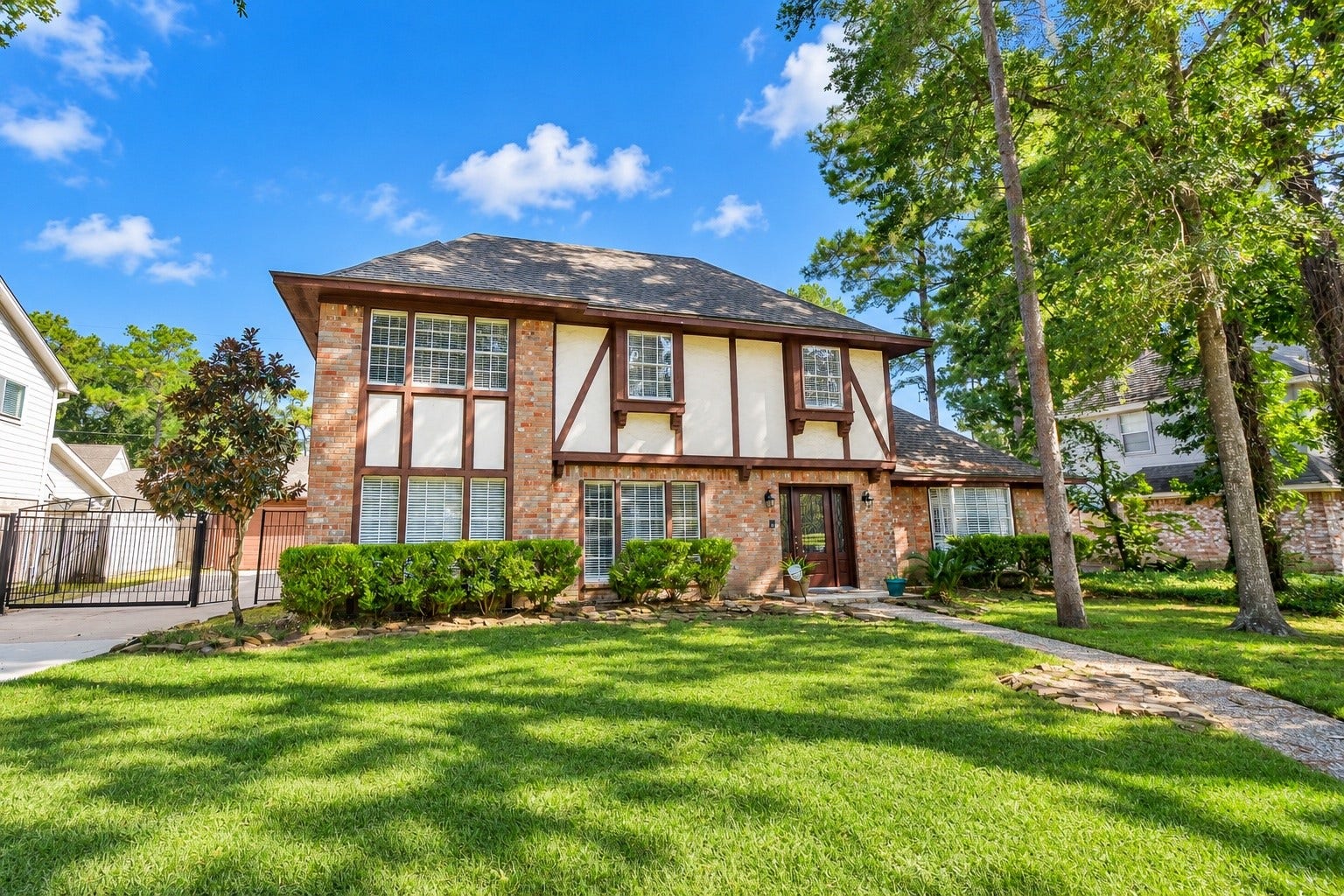 11610 Cypresswood Drive, Houston, TX 77070 11610 Cypresswood Drive, Houston, TX 77070