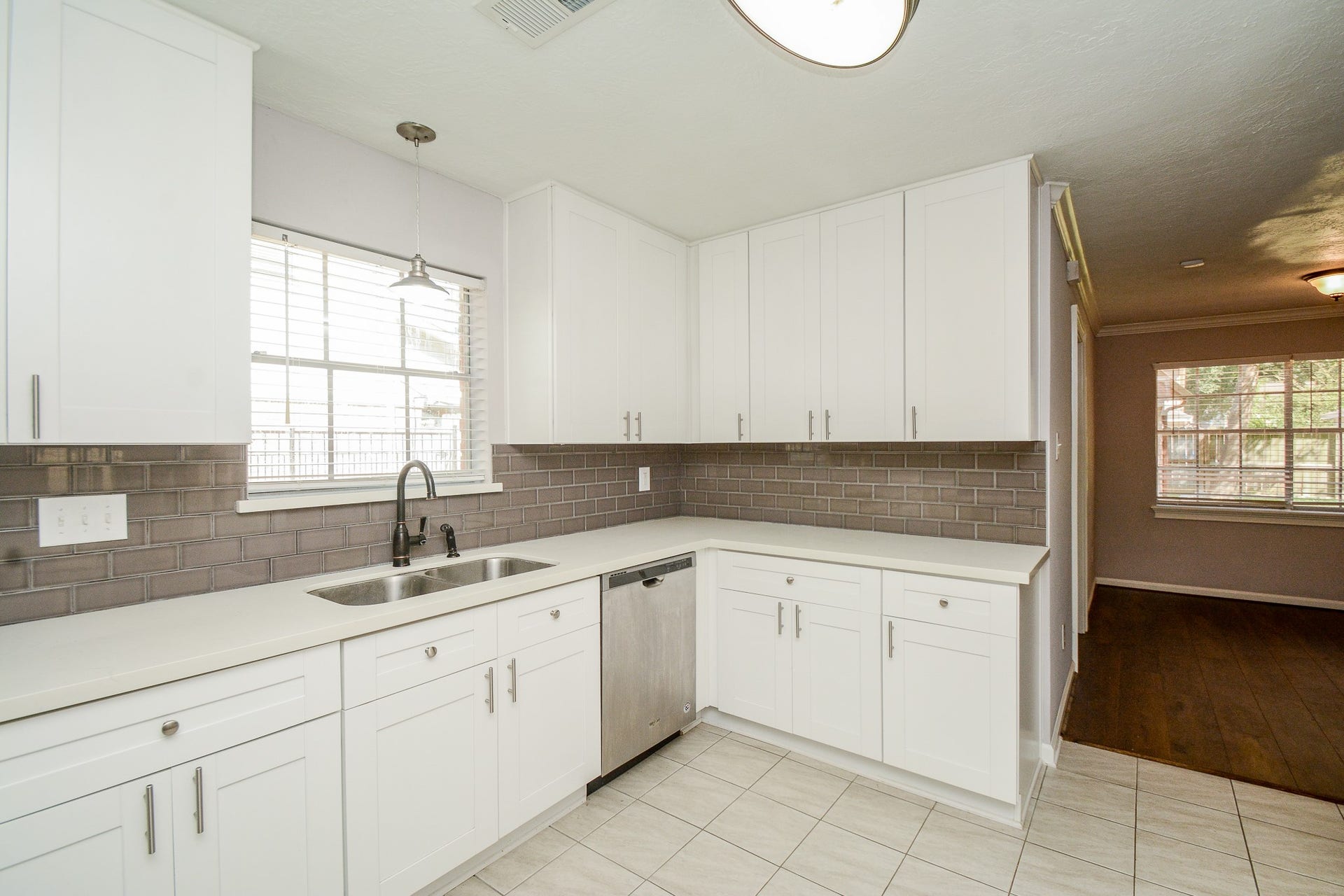 11610 Cypresswood Drive, Houston, TX 77070 11610 Cypresswood Drive, Houston, TX 77070