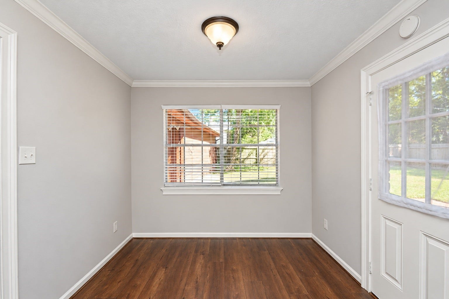 11610 Cypresswood Drive, Houston, TX 77070 11610 Cypresswood Drive, Houston, TX 77070