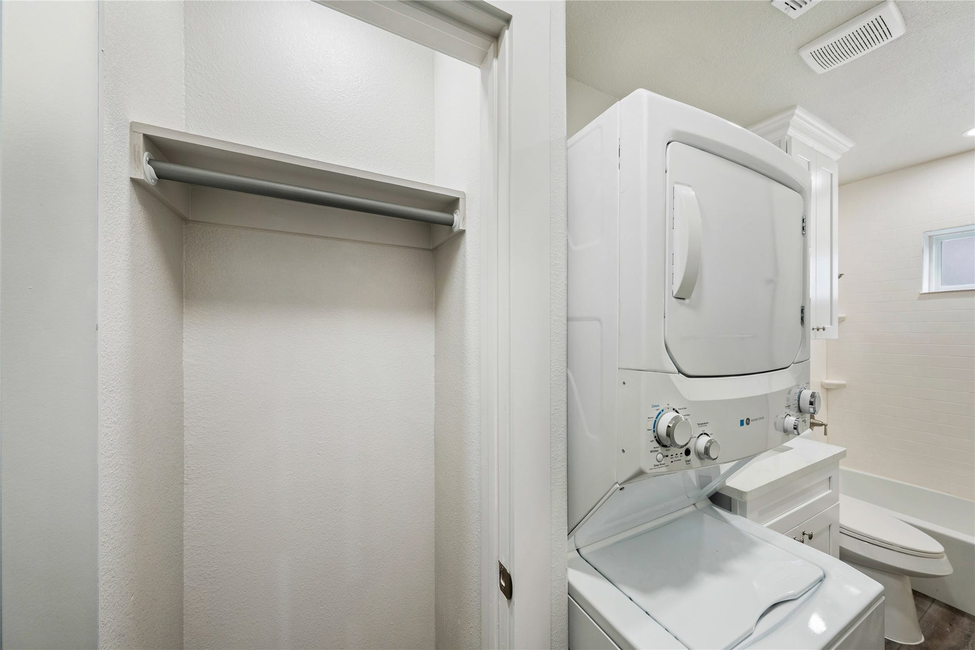 211 N Milby Street, #4, Houston, TX 77003 Closet, Washer - Dryer & Bathroom