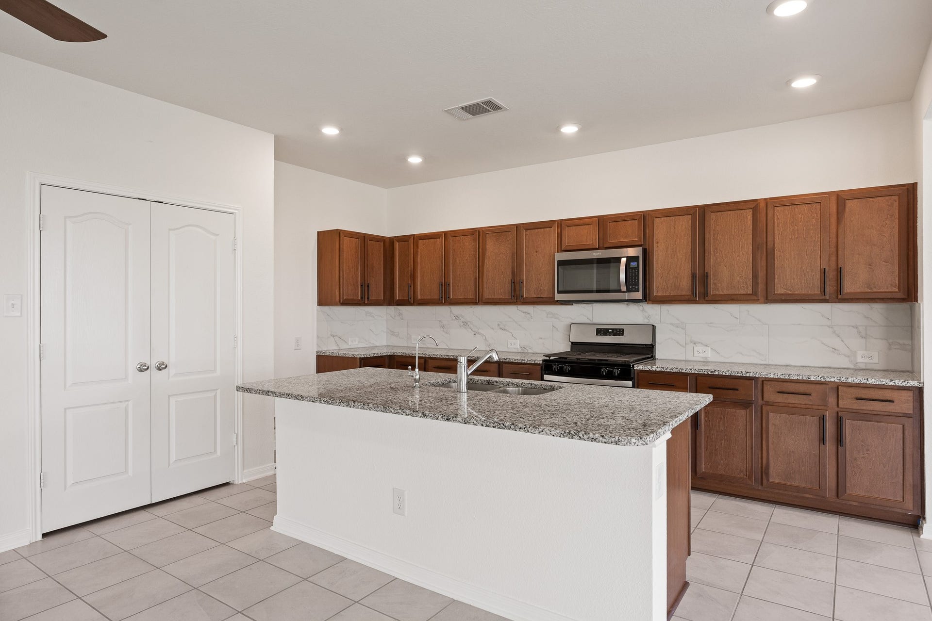 25619 Cartington Lane, Katy, TX 77493 Kitchen