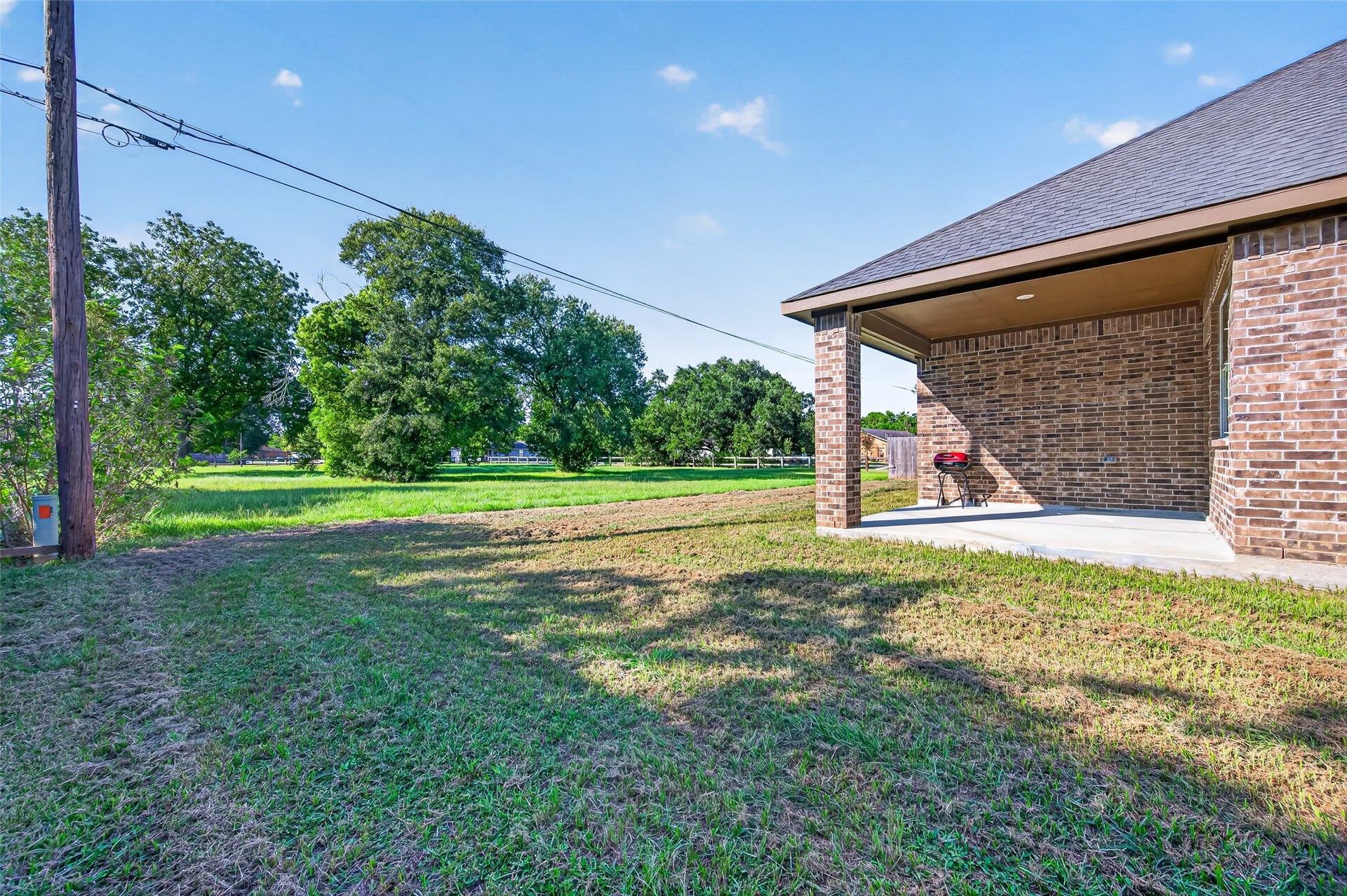 710 Hackberry Street, La Marque, TX 77568 710 Hackberry Street, La Marque, TX 77568