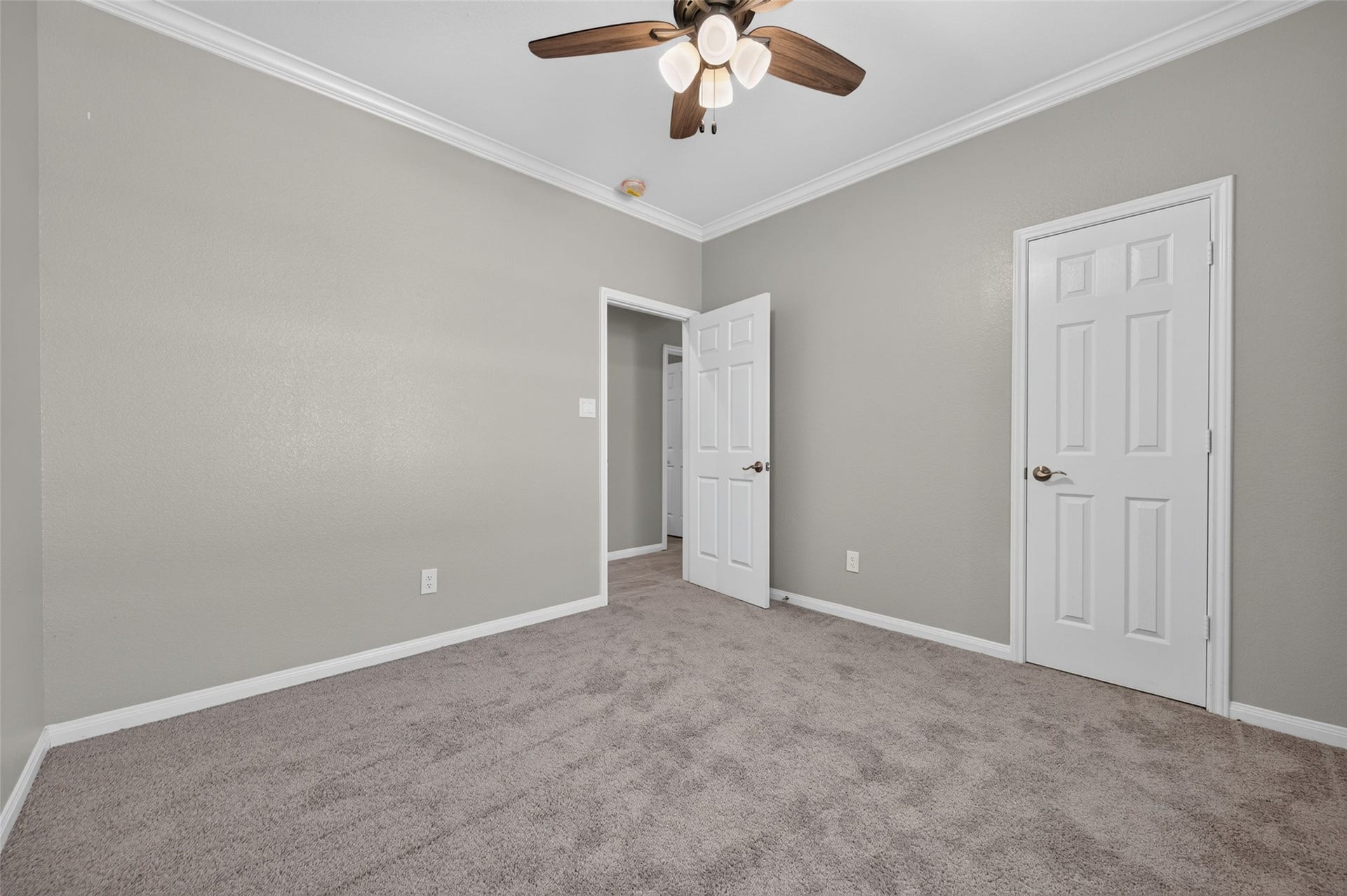 710 Hackberry Street, La Marque, TX 77568 710 Hackberry Street, La Marque, TX 77568