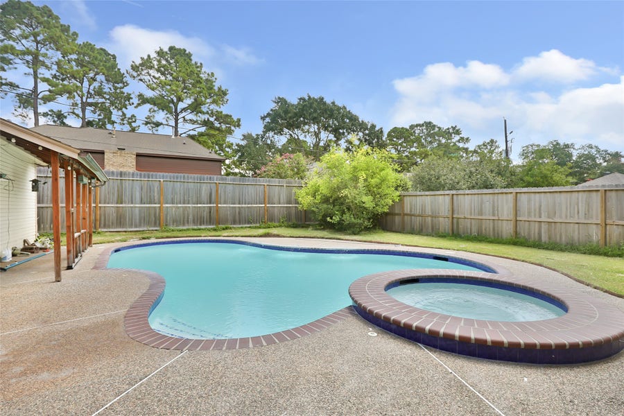 Property photo for 16222 Rutley Circle, Spring, TX