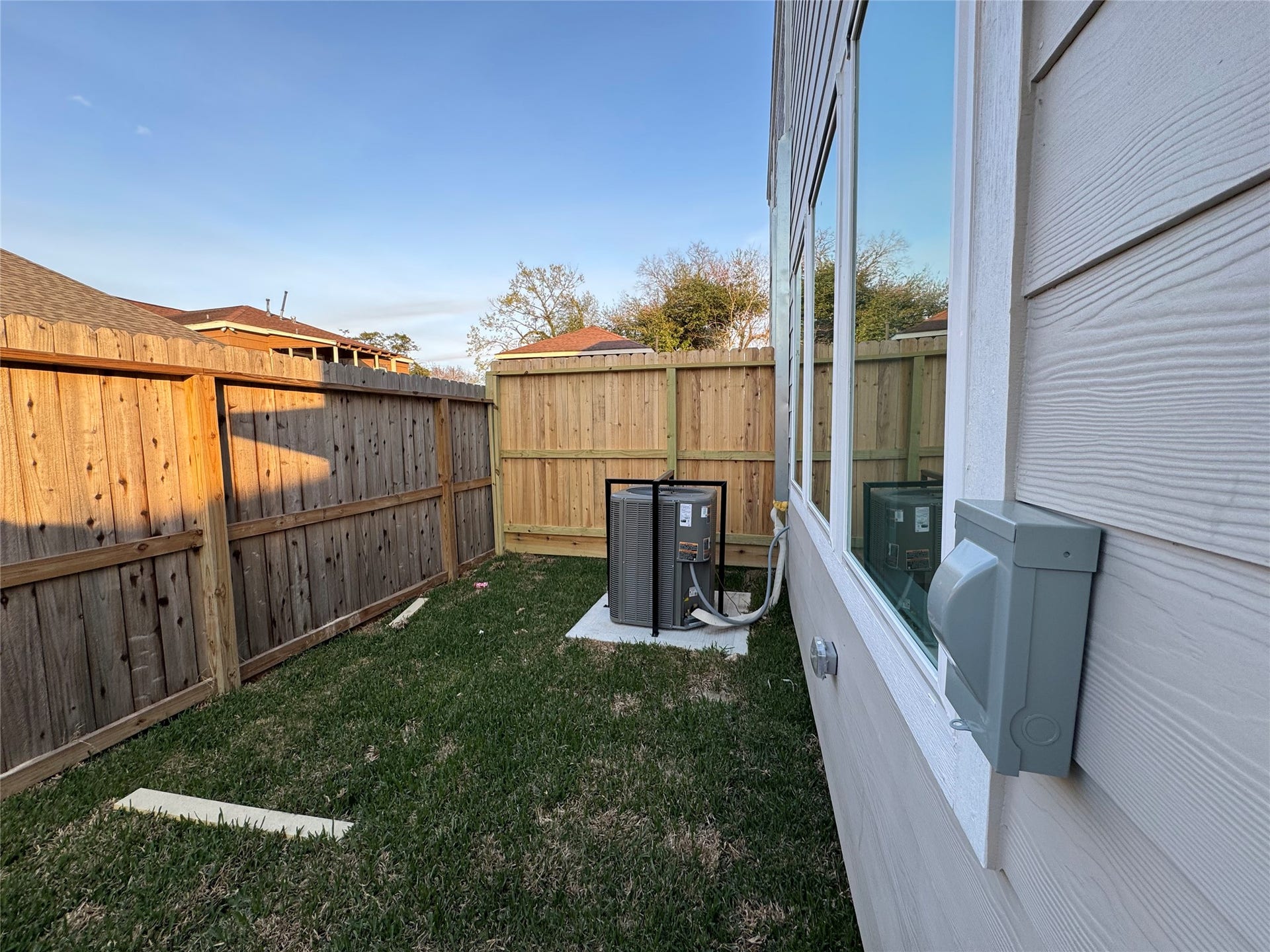 3105 Dennis Street, Houston, TX 77004 3105 Dennis Street, Houston, TX 77004