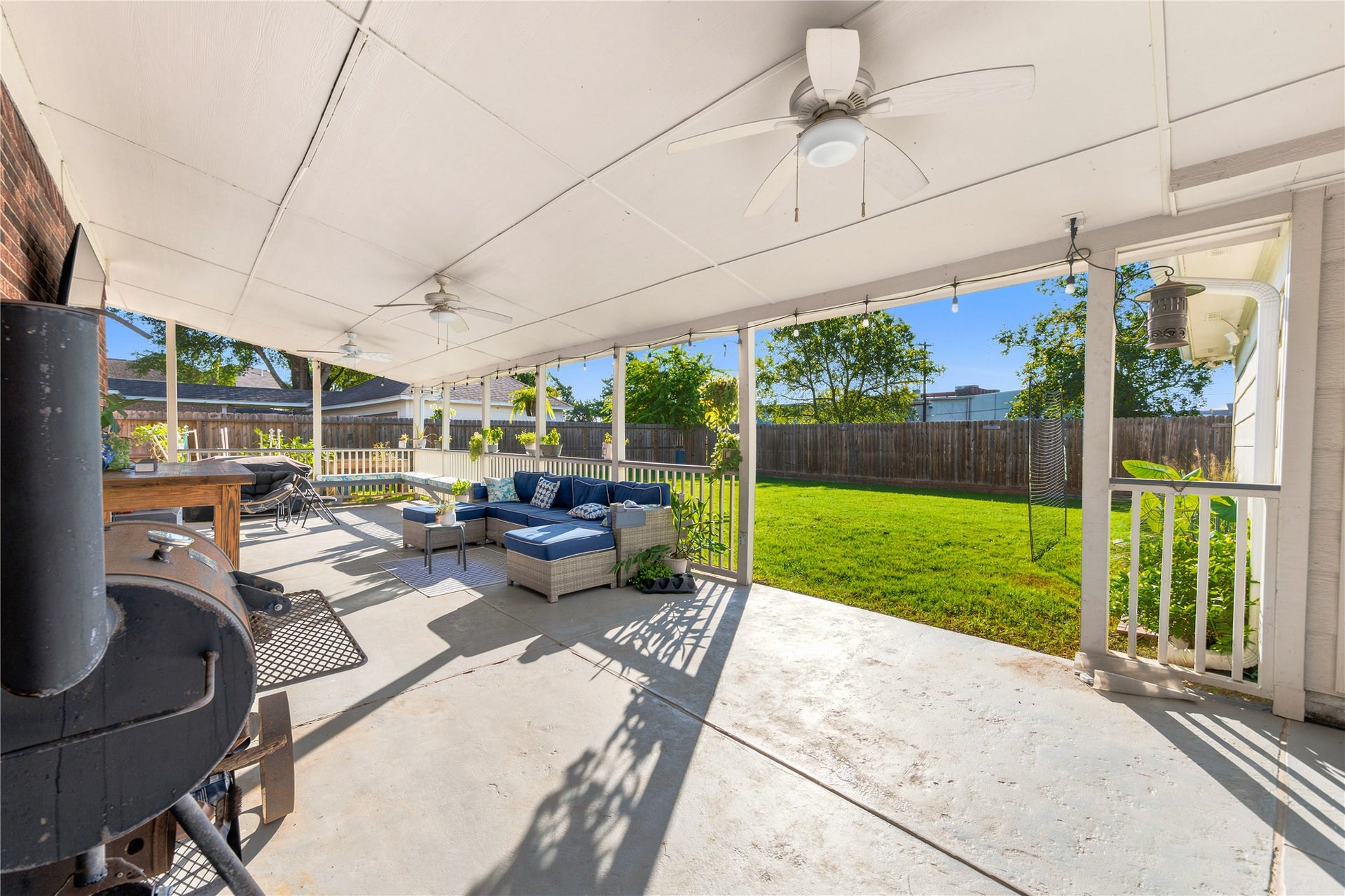 405 Regency Court, Friendswood, TX 77546 405 Regency Court, Friendswood, TX 77546