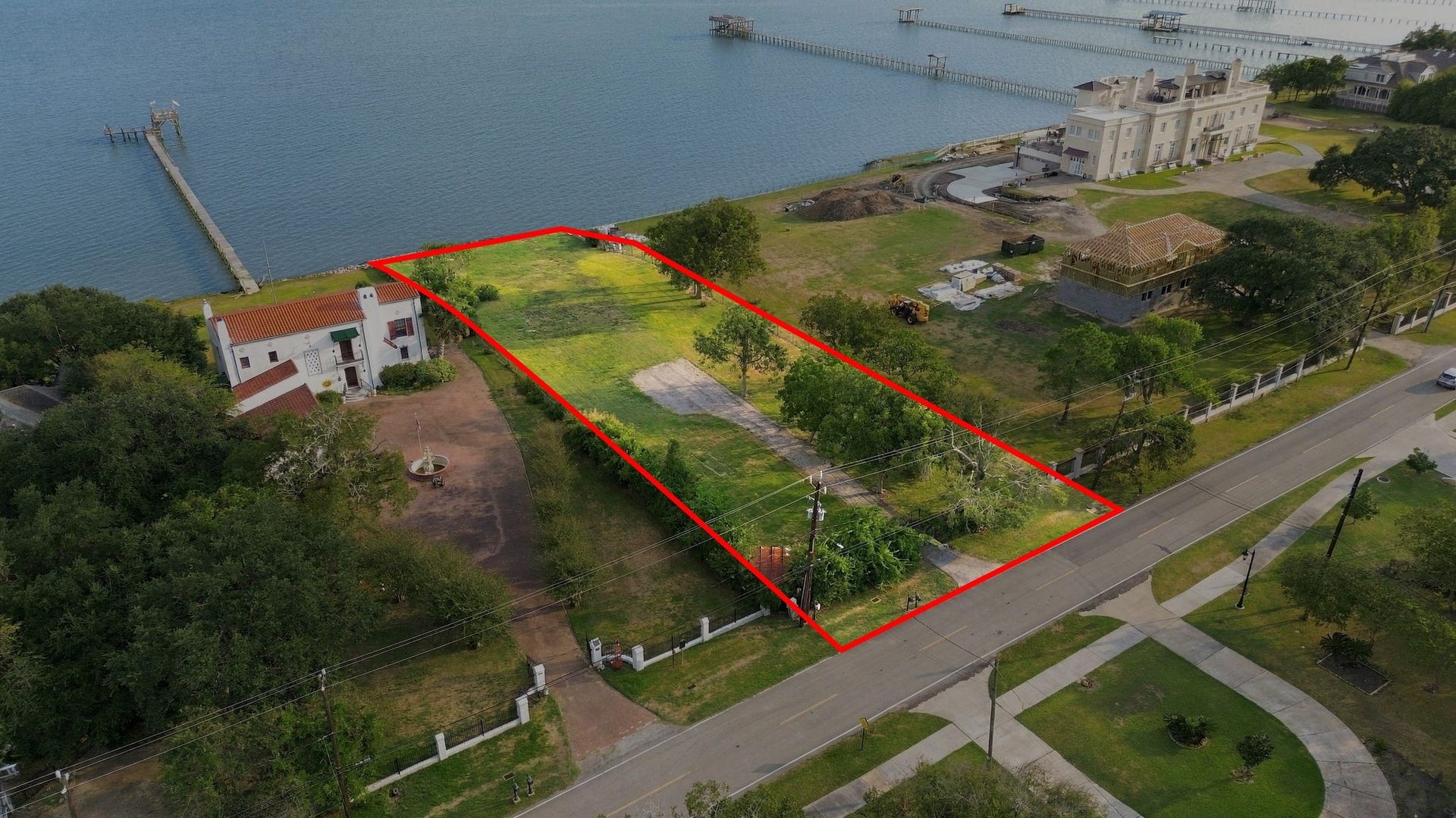 503 Bayridge Road, La Porte, TX 77571 503 Bayridge Road, La Porte, TX 77571