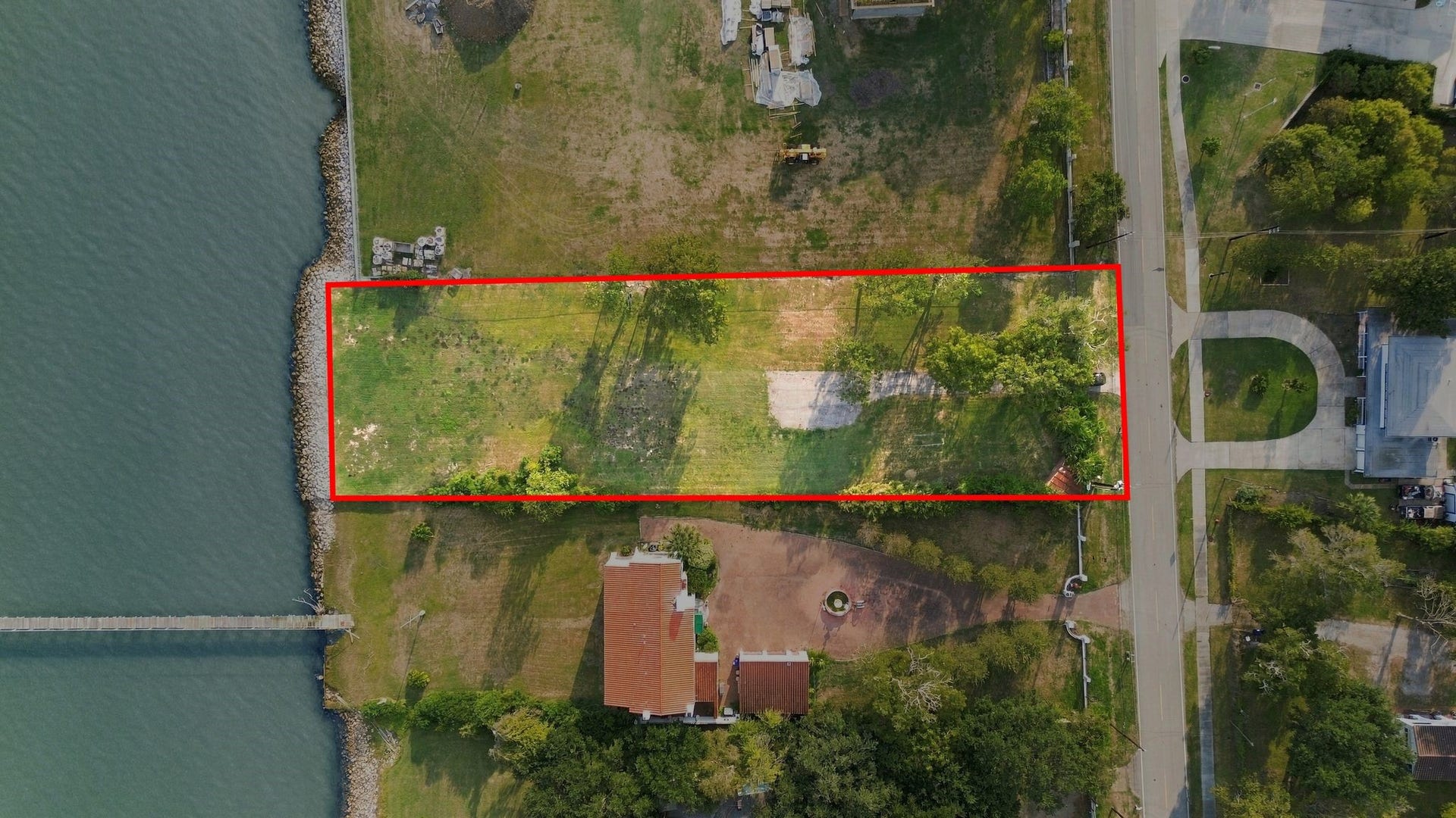 503 Bayridge Road, La Porte, TX 77571 503 Bayridge Road, La Porte, TX 77571