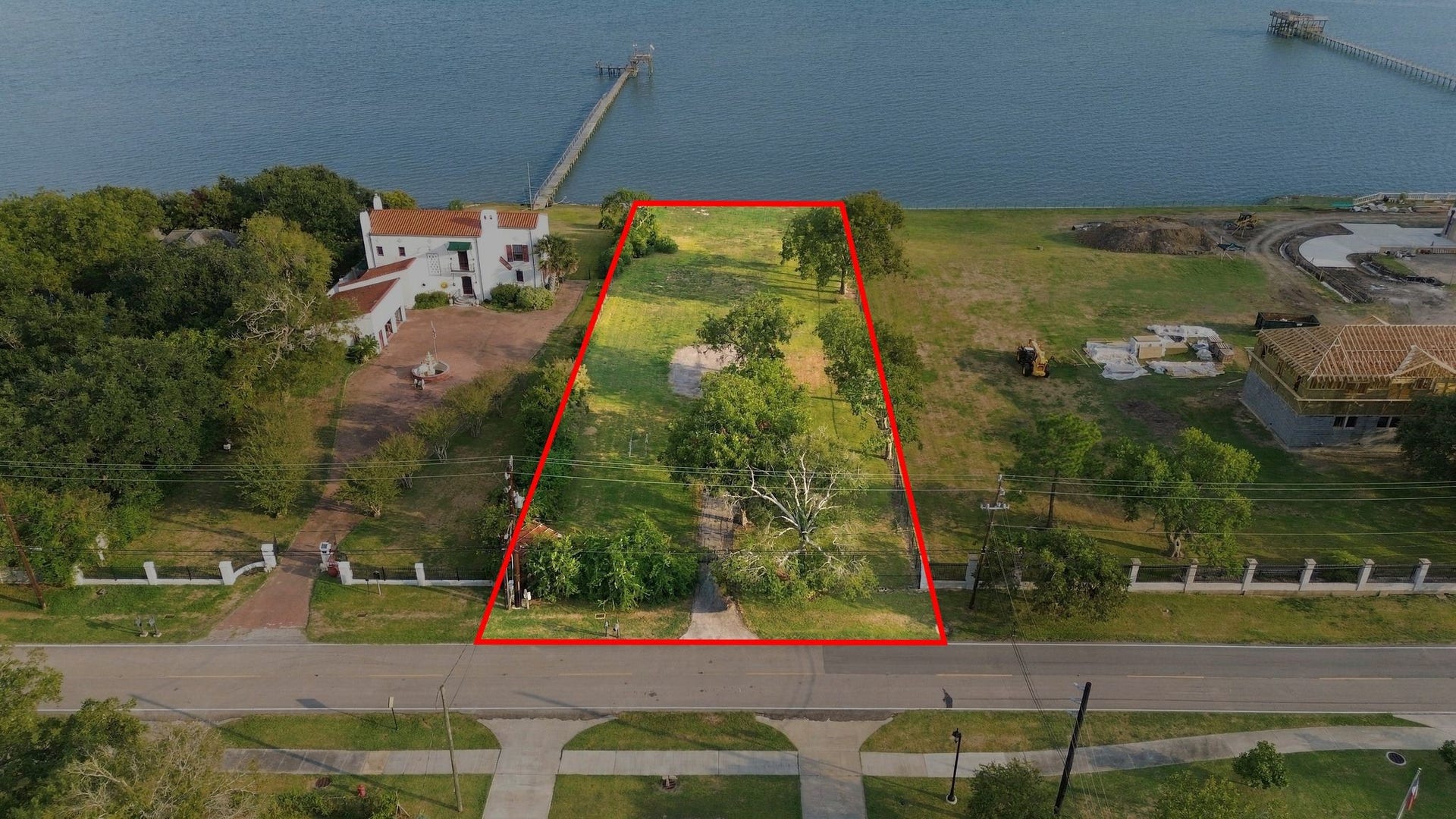 503 Bayridge Road, La Porte, TX 77571 503 Bayridge Road, La Porte, TX 77571