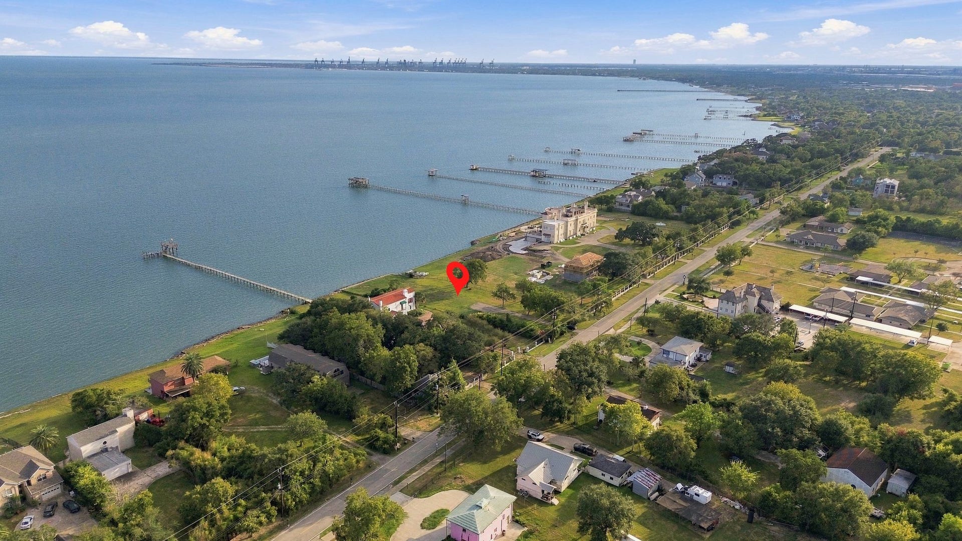 503 Bayridge Road, La Porte, TX 77571 503 Bayridge Road, La Porte, TX 77571