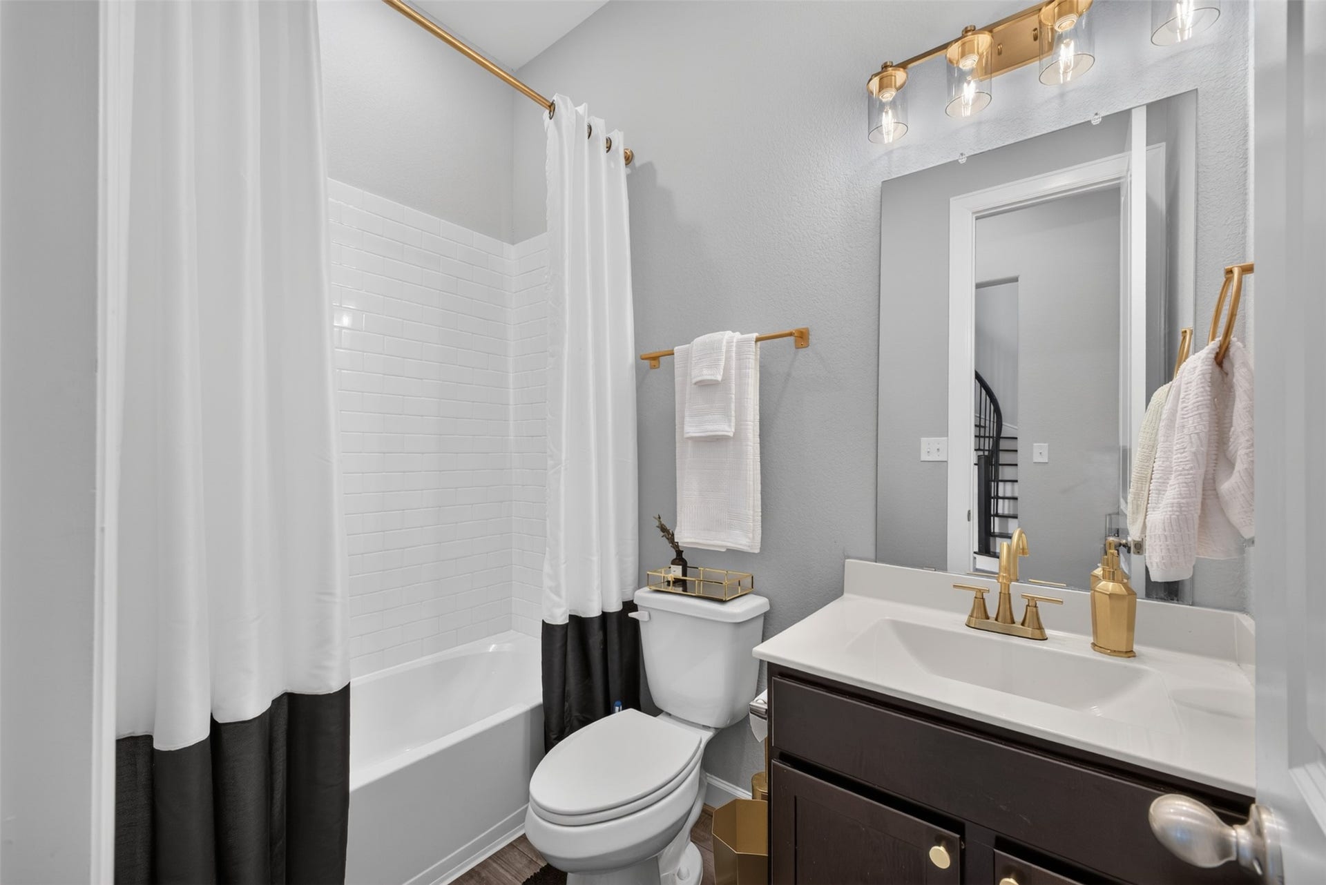 23515 Meritage Drive, Alvin, TX 77511 23515 Meritage Drive, Alvin, TX 77511