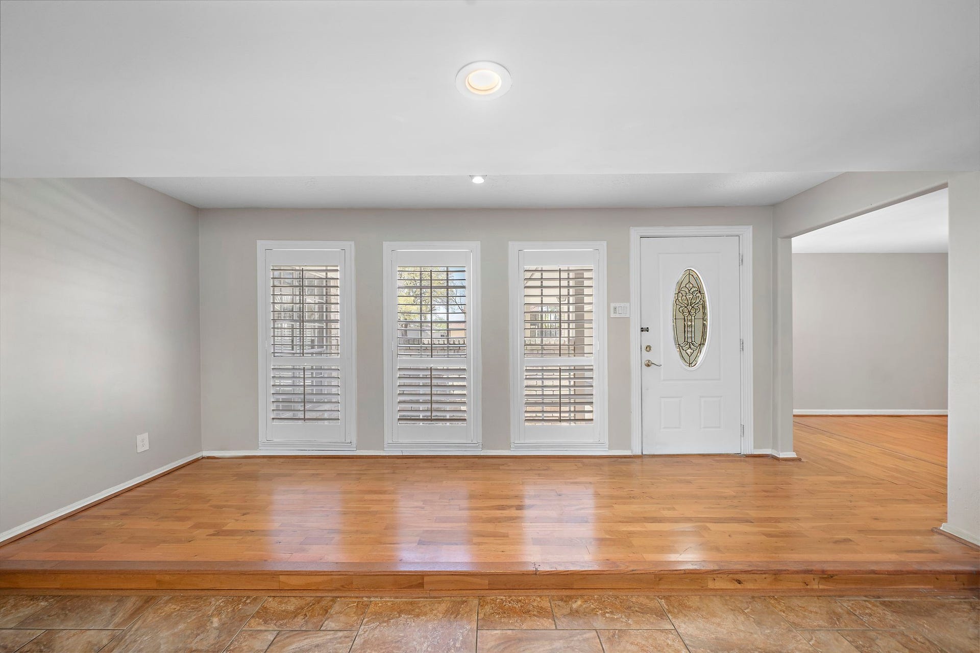 7710 Antoine Drive, Houston, TX 77088 7710 Antoine Drive, Houston, TX 77088