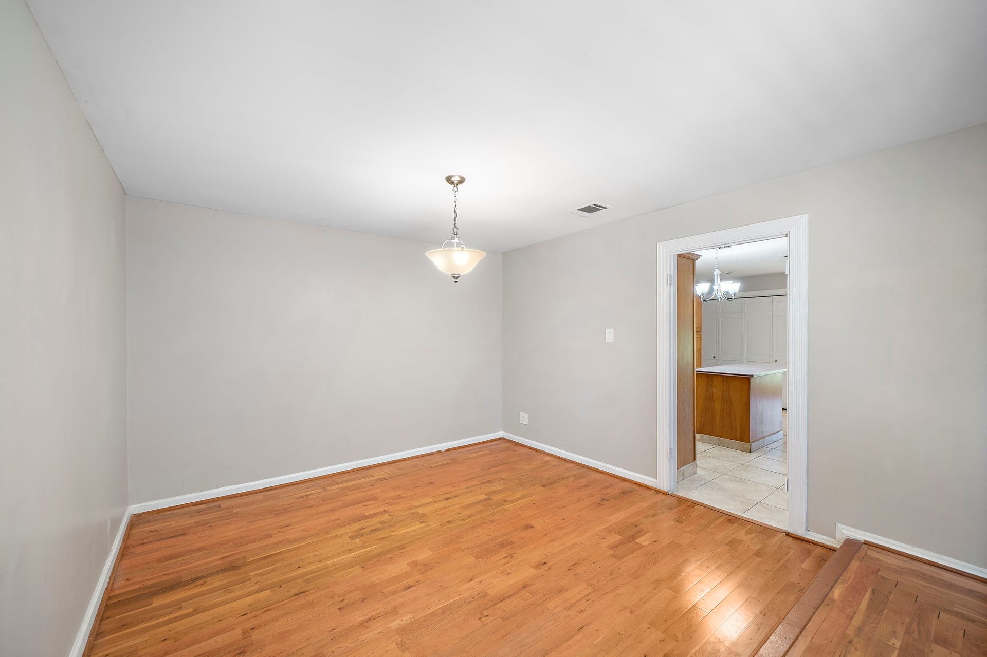7710 Antoine Drive, Houston, TX 77088 7710 Antoine Drive, Houston, TX 77088