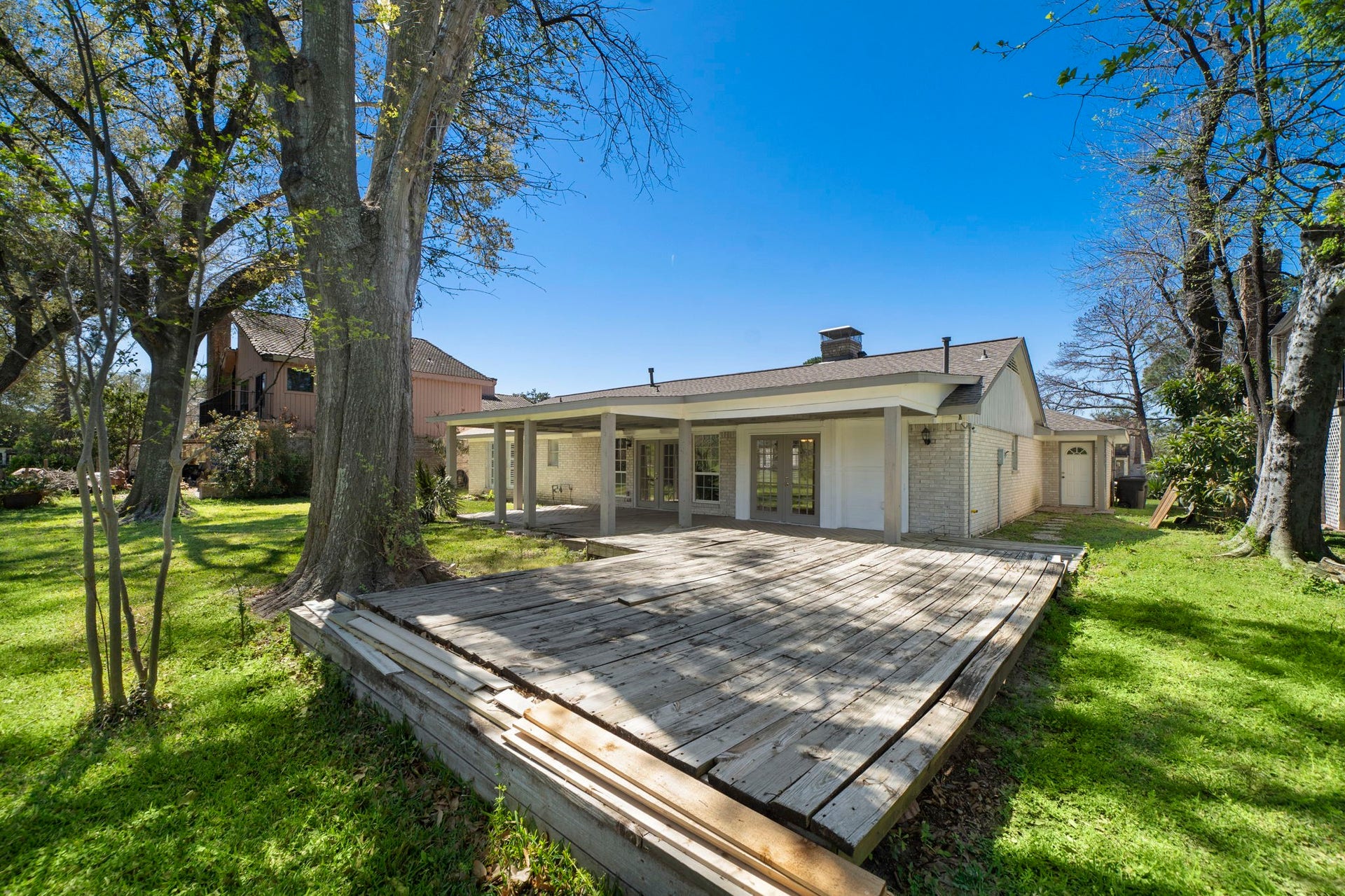 7710 Antoine Drive, Houston, TX 77088 7710 Antoine Drive, Houston, TX 77088
