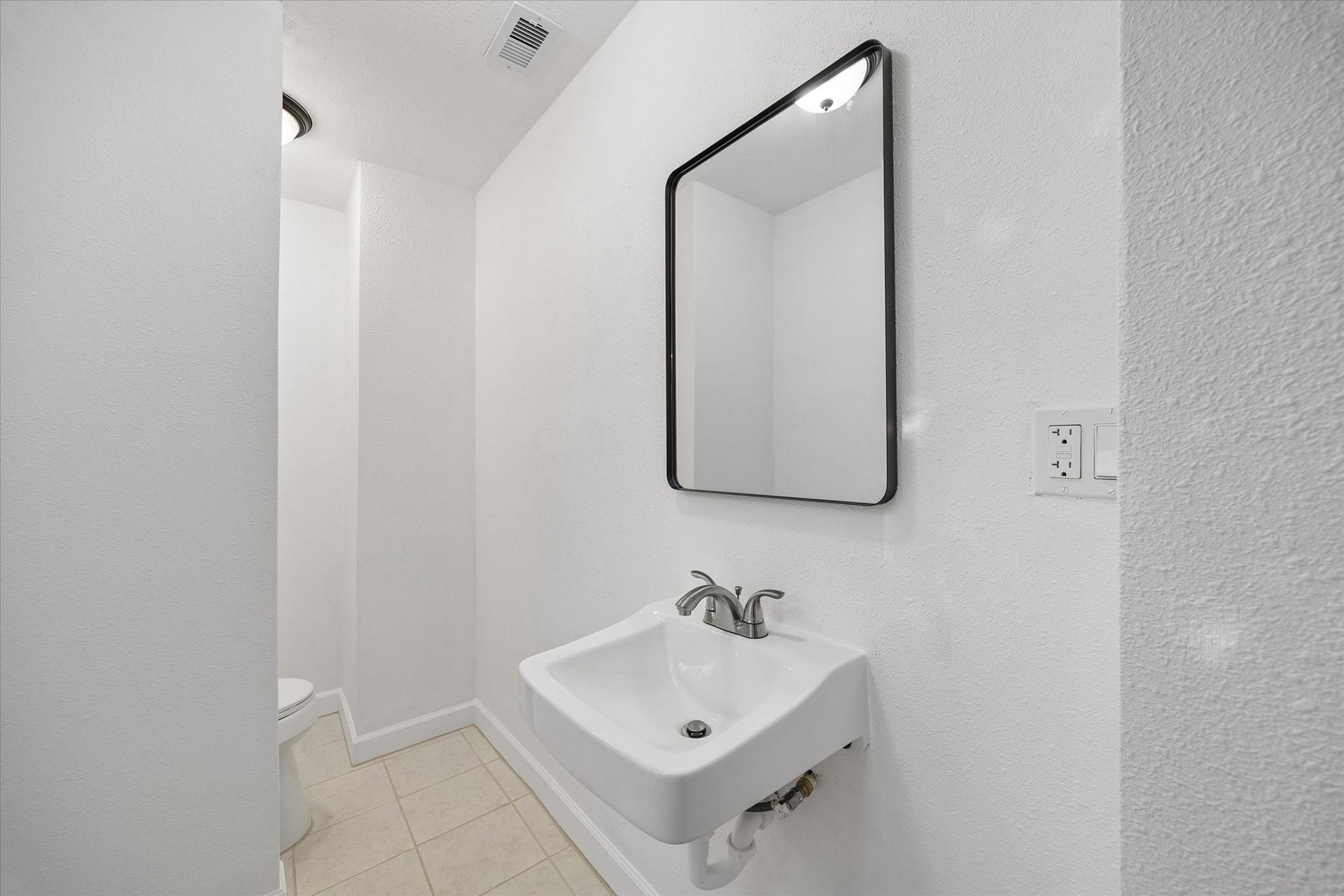 3114 George Street, Bacliff, TX 77518 3114 George Street, Bacliff, TX 77518