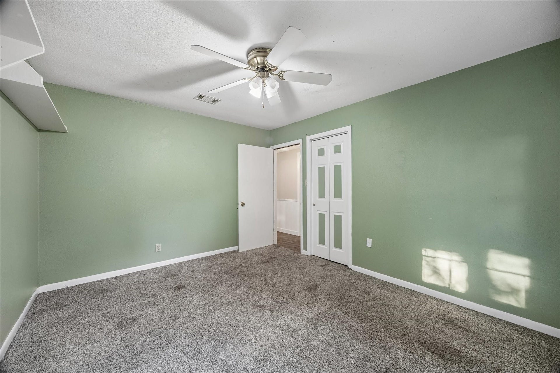 3114 George Street, Bacliff, TX 77518 3114 George Street, Bacliff, TX 77518