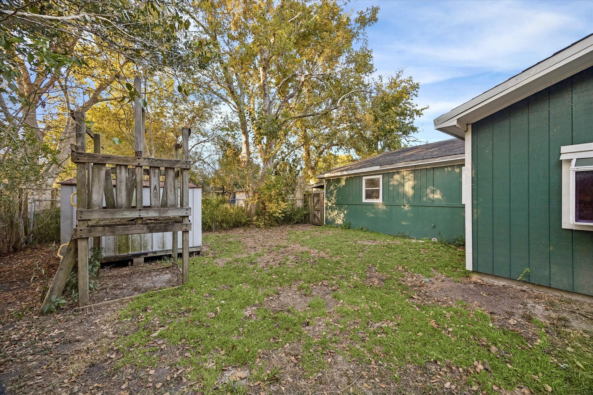 3114 George Street, Bacliff, TX 77518 3114 George Street, Bacliff, TX 77518