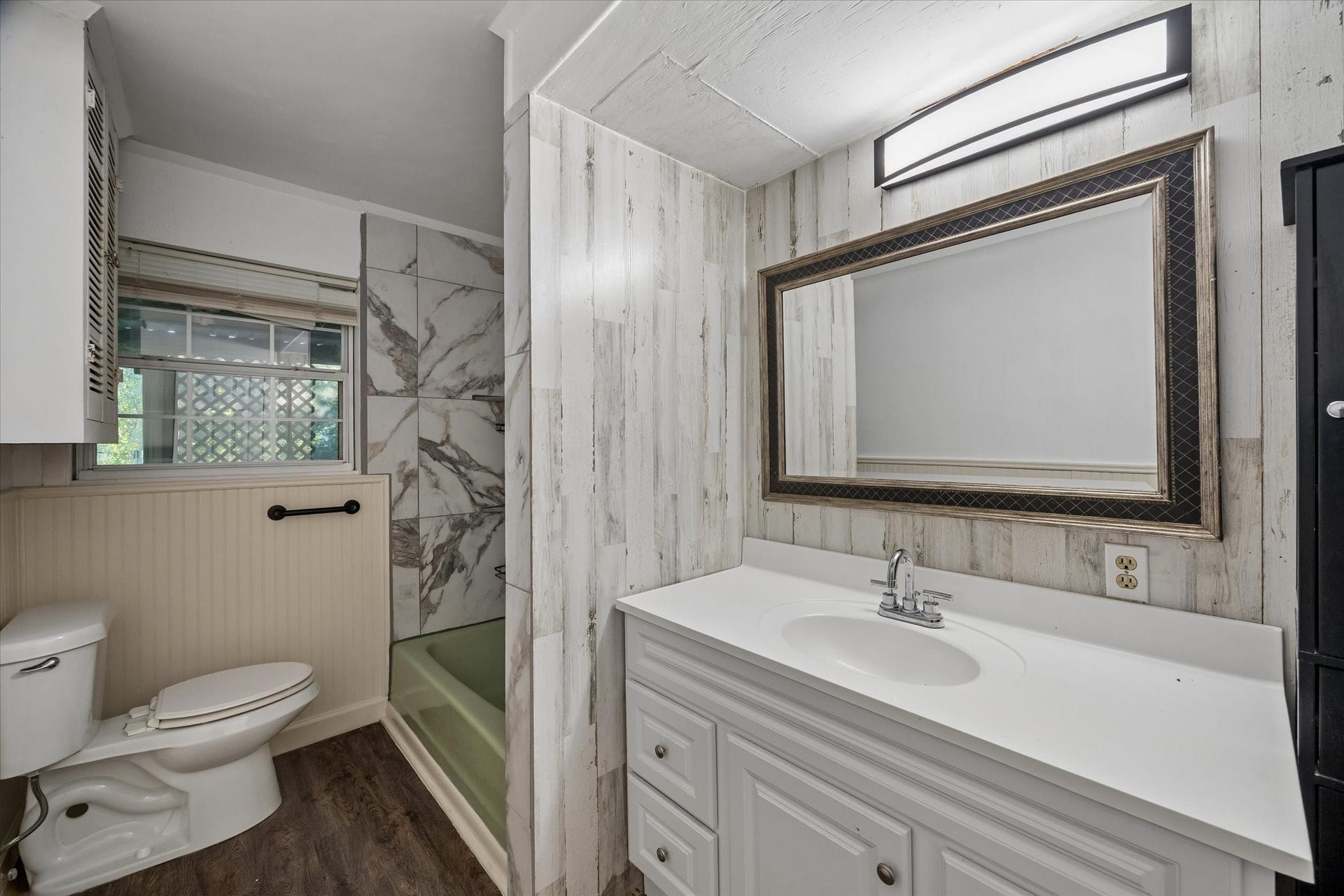 3114 George Street, Bacliff, TX 77518 3114 George Street, Bacliff, TX 77518