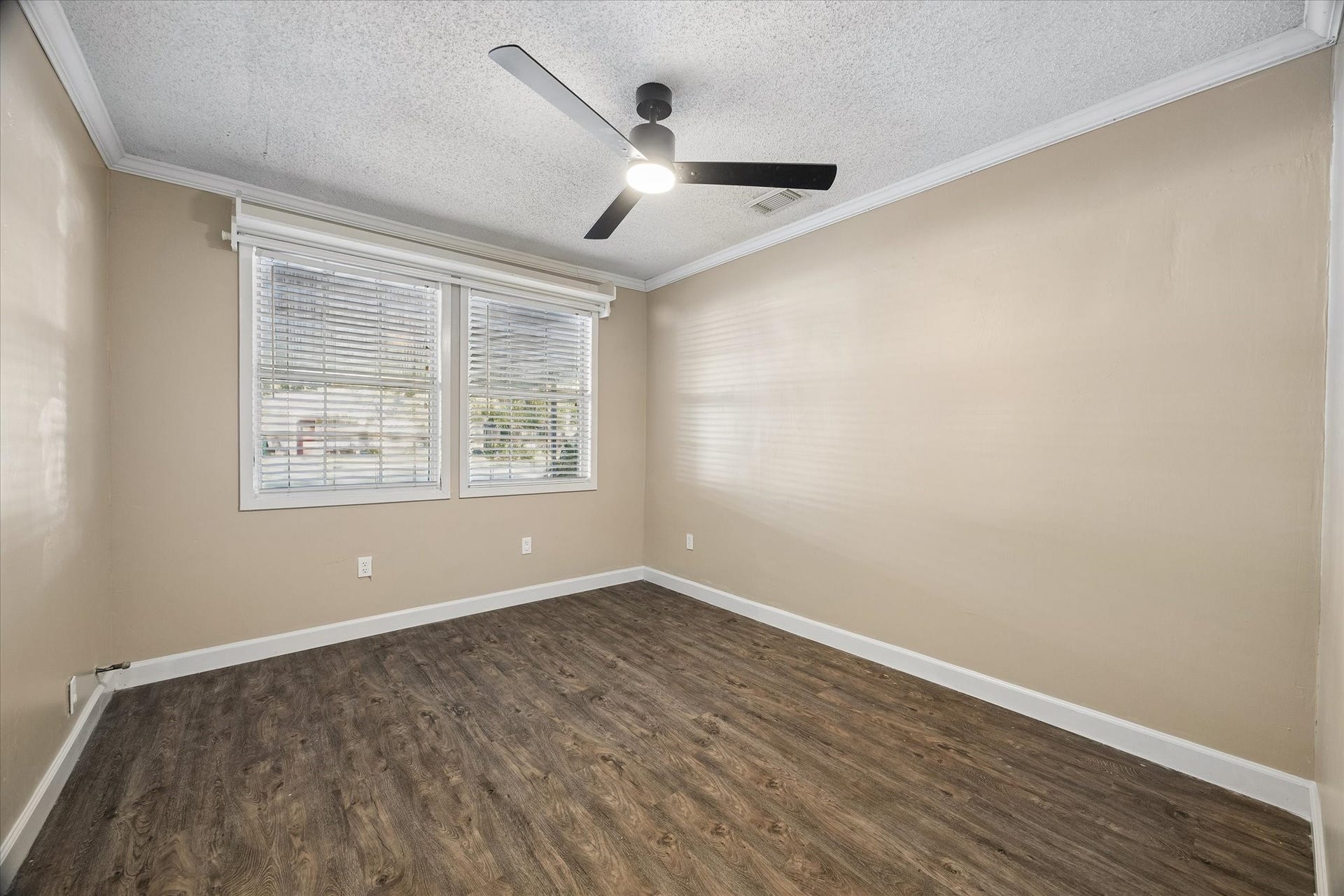 3114 George Street, Bacliff, TX 77518 3114 George Street, Bacliff, TX 77518