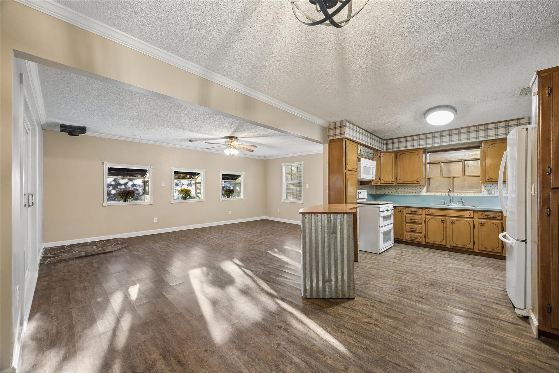 3114 George Street, Bacliff, TX 77518 3114 George Street, Bacliff, TX 77518