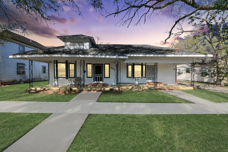Property photo for 820 6th Street, Rosenberg, TX