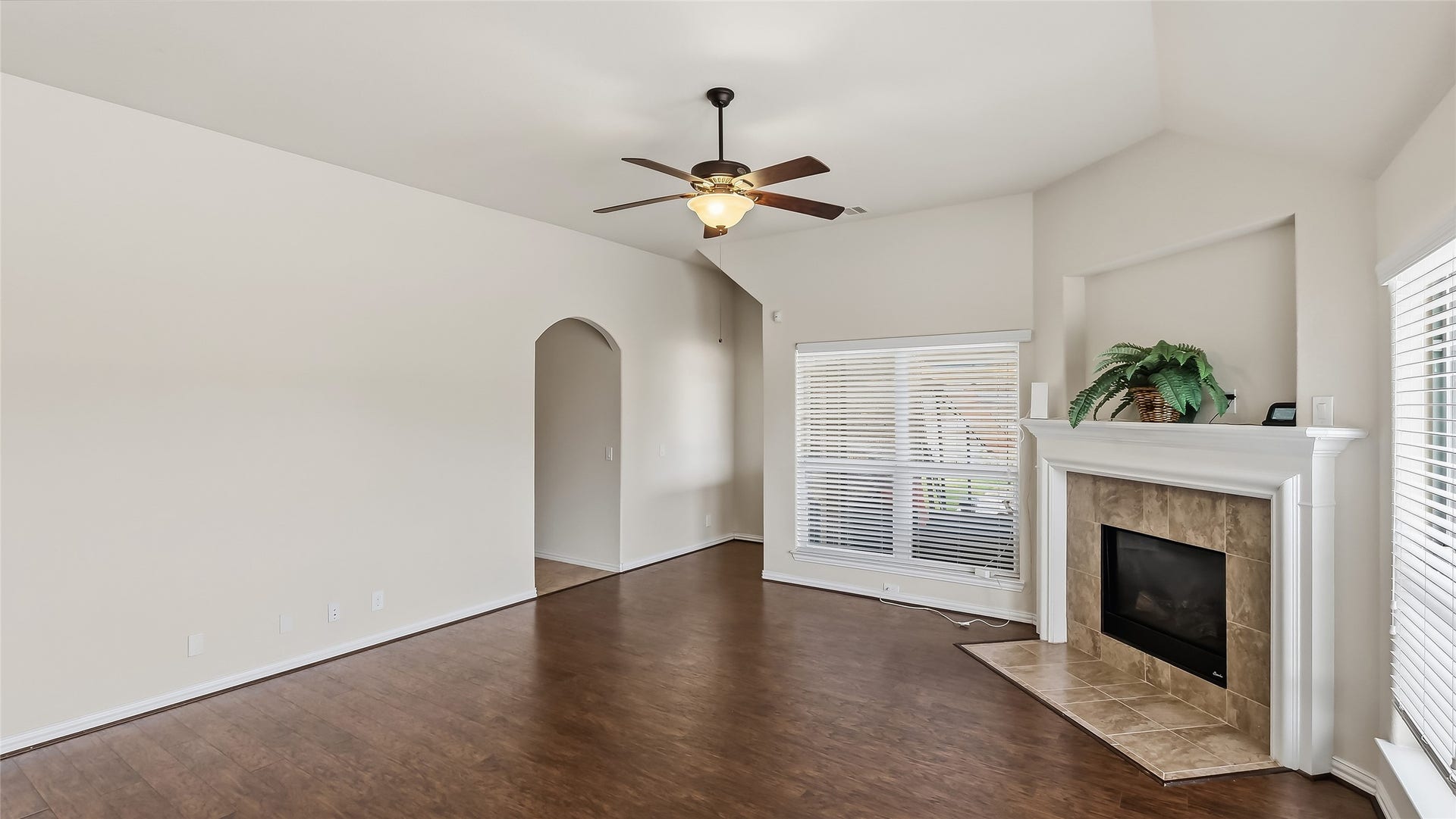 5622 Jay Thrush Drive, Richmond, TX 77407 5622 Jay Thrush Drive, Richmond, TX 77407