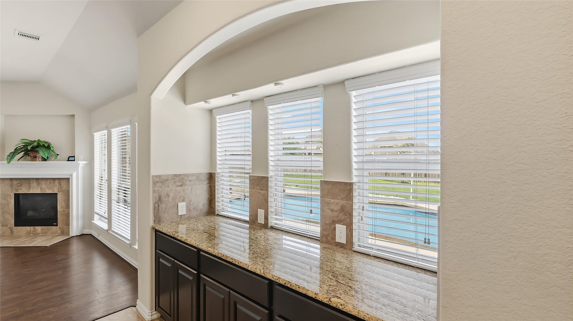 5622 Jay Thrush Drive, Richmond, TX 77407 5622 Jay Thrush Drive, Richmond, TX 77407