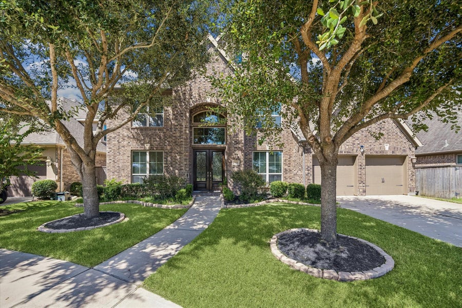 Property photo for 27726 Fleetwood Bend Lane, Katy, TX