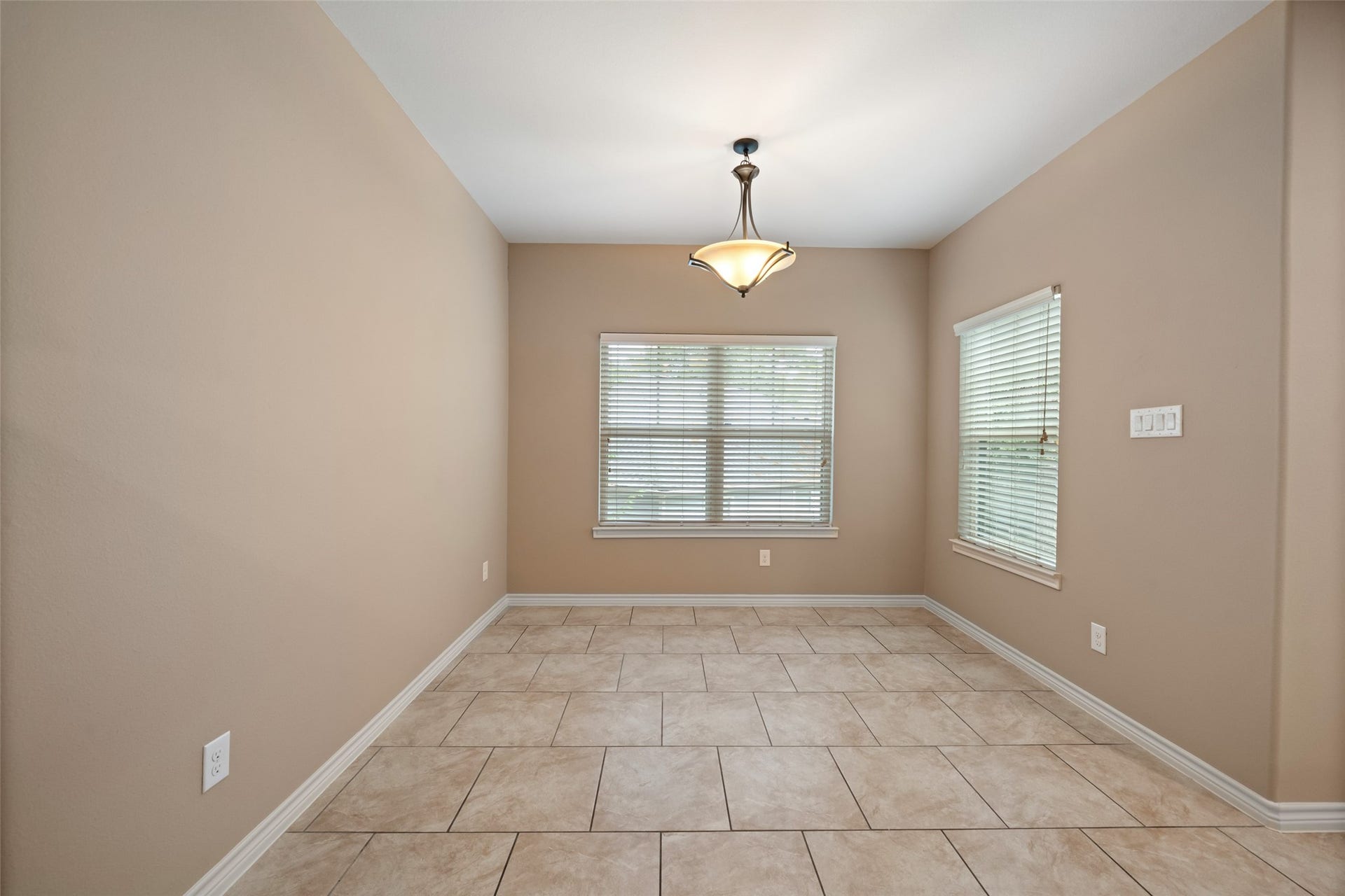 One more view of the dining area.