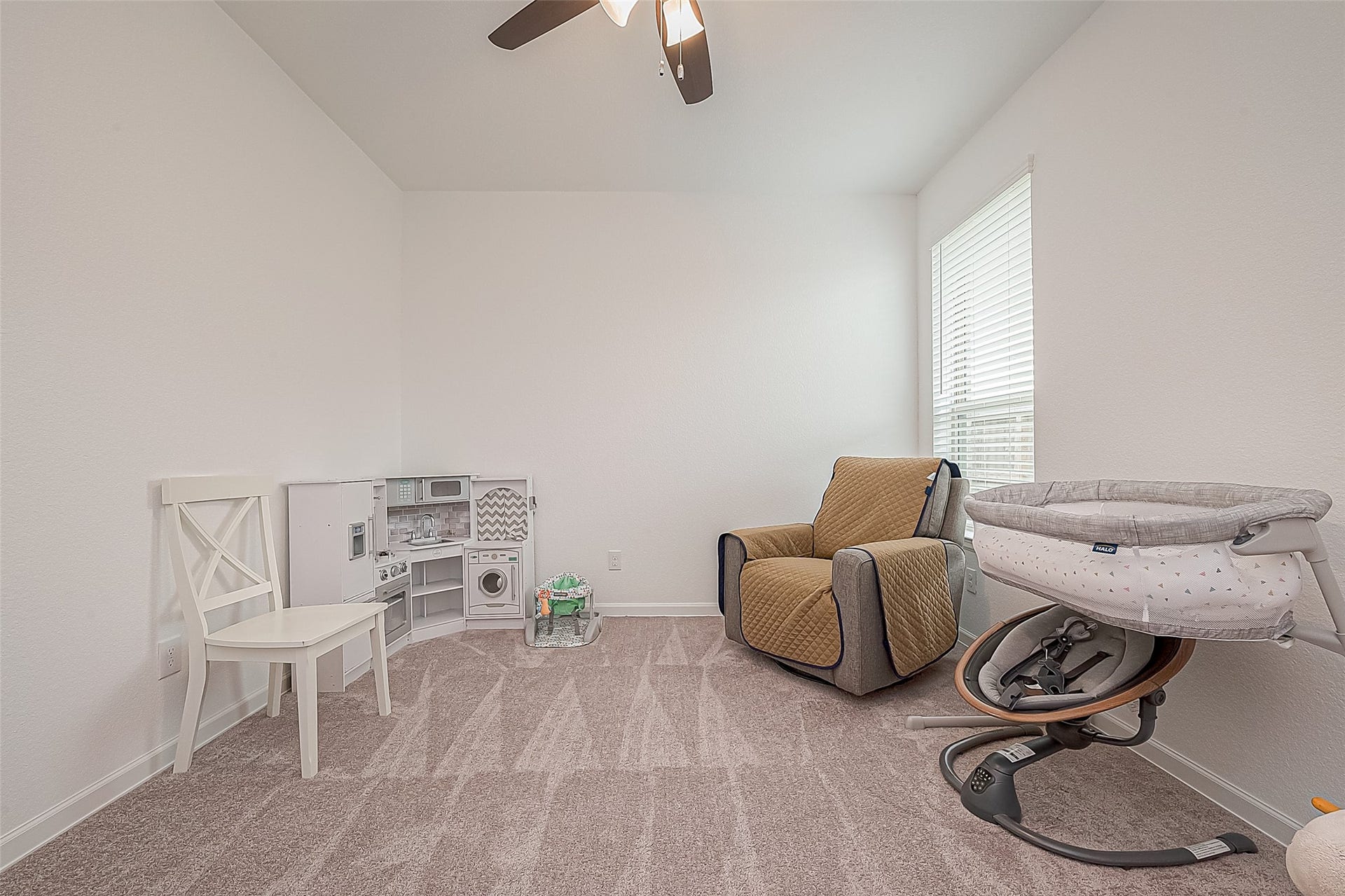 4417 Camden Lake Lane, Rosharon, TX 77583 4417 Camden Lake Lane, Rosharon, TX 77583