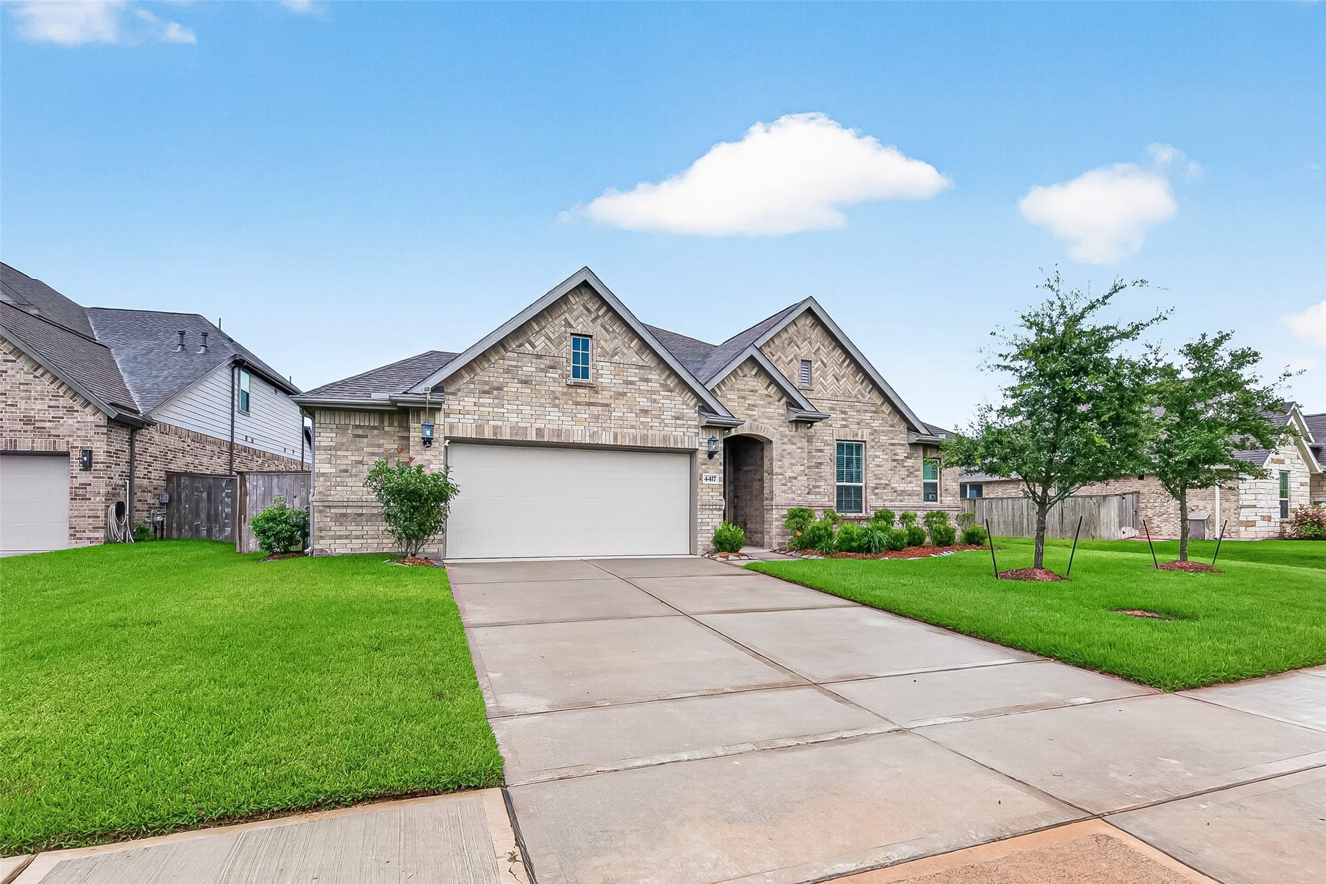 4417 Camden Lake Lane, Rosharon, TX 77583 4417 Camden Lake Lane, Rosharon, TX 77583