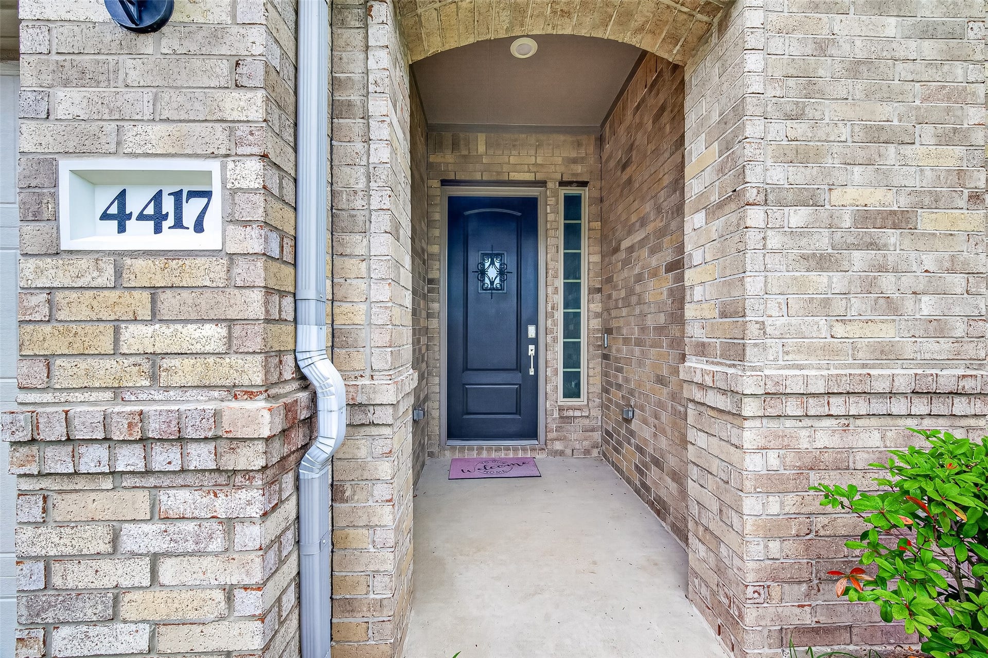 4417 Camden Lake Lane, Rosharon, TX 77583 4417 Camden Lake Lane, Rosharon, TX 77583