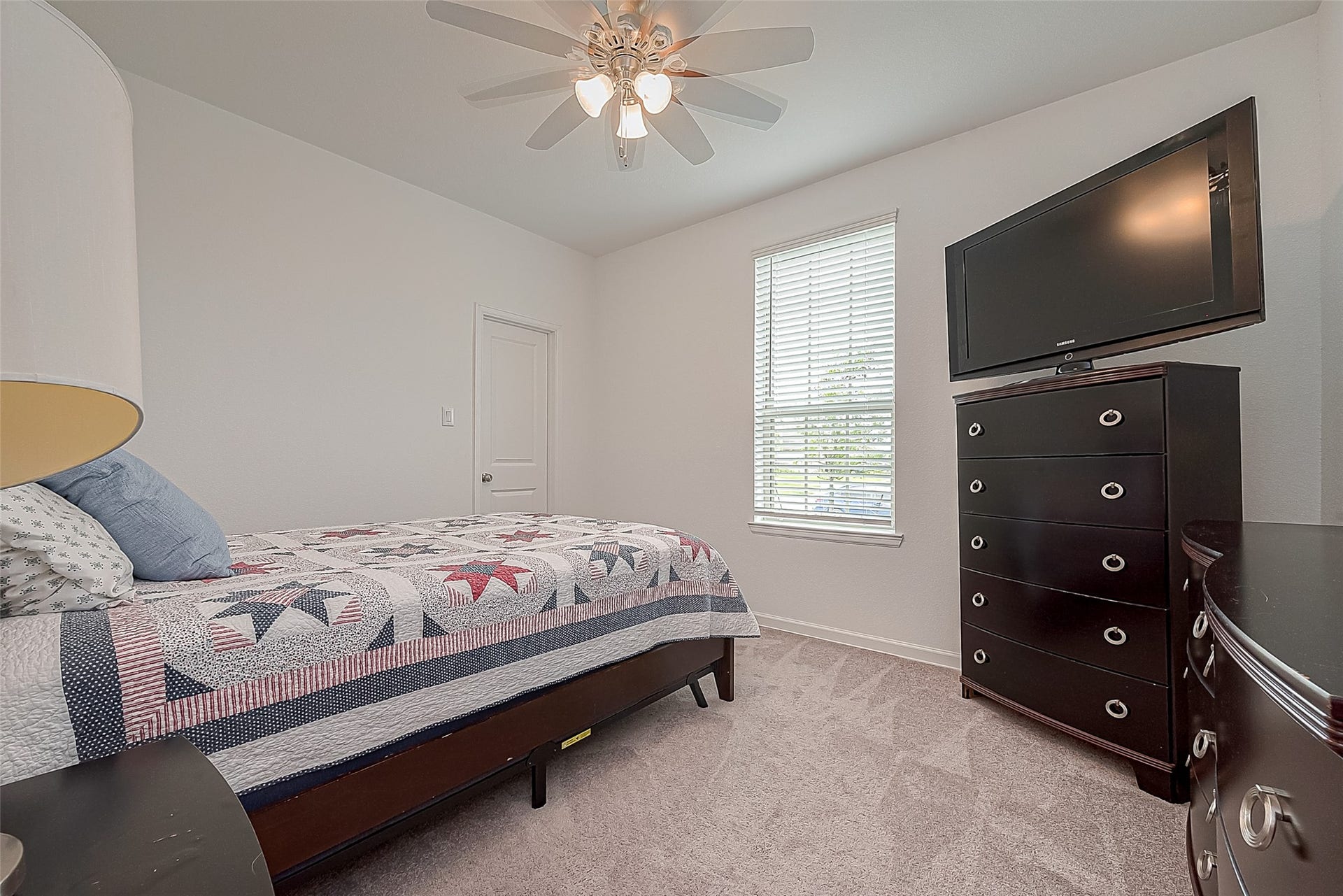 4417 Camden Lake Lane, Rosharon, TX 77583 4417 Camden Lake Lane, Rosharon, TX 77583