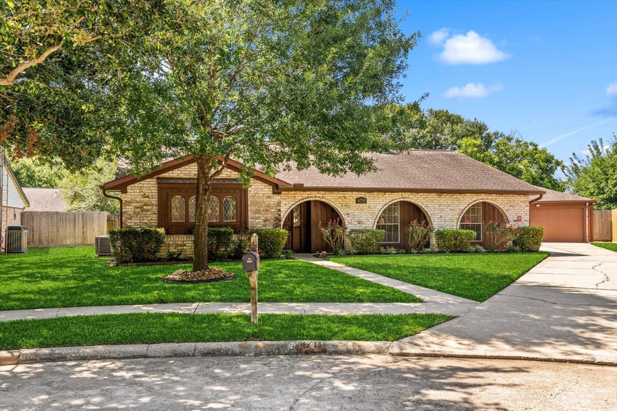 Property photo for 4711 Carbrook Court, Spring, TX