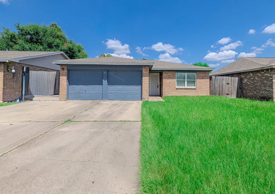 Property photo for 8710 VALLEY FLAG, Houston, TX