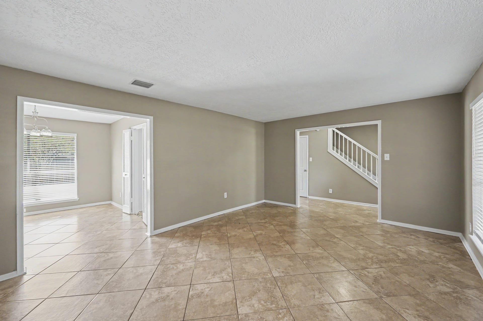 A versatile space with plenty of room to relax, entertain, or make it your own.