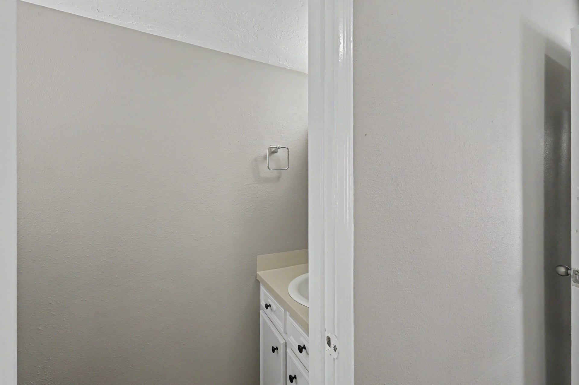 A handy downstairs powder room, perfect for guests!
