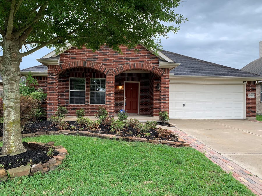 Property photo for 13223 Heather Falls Drive, Houston, TX